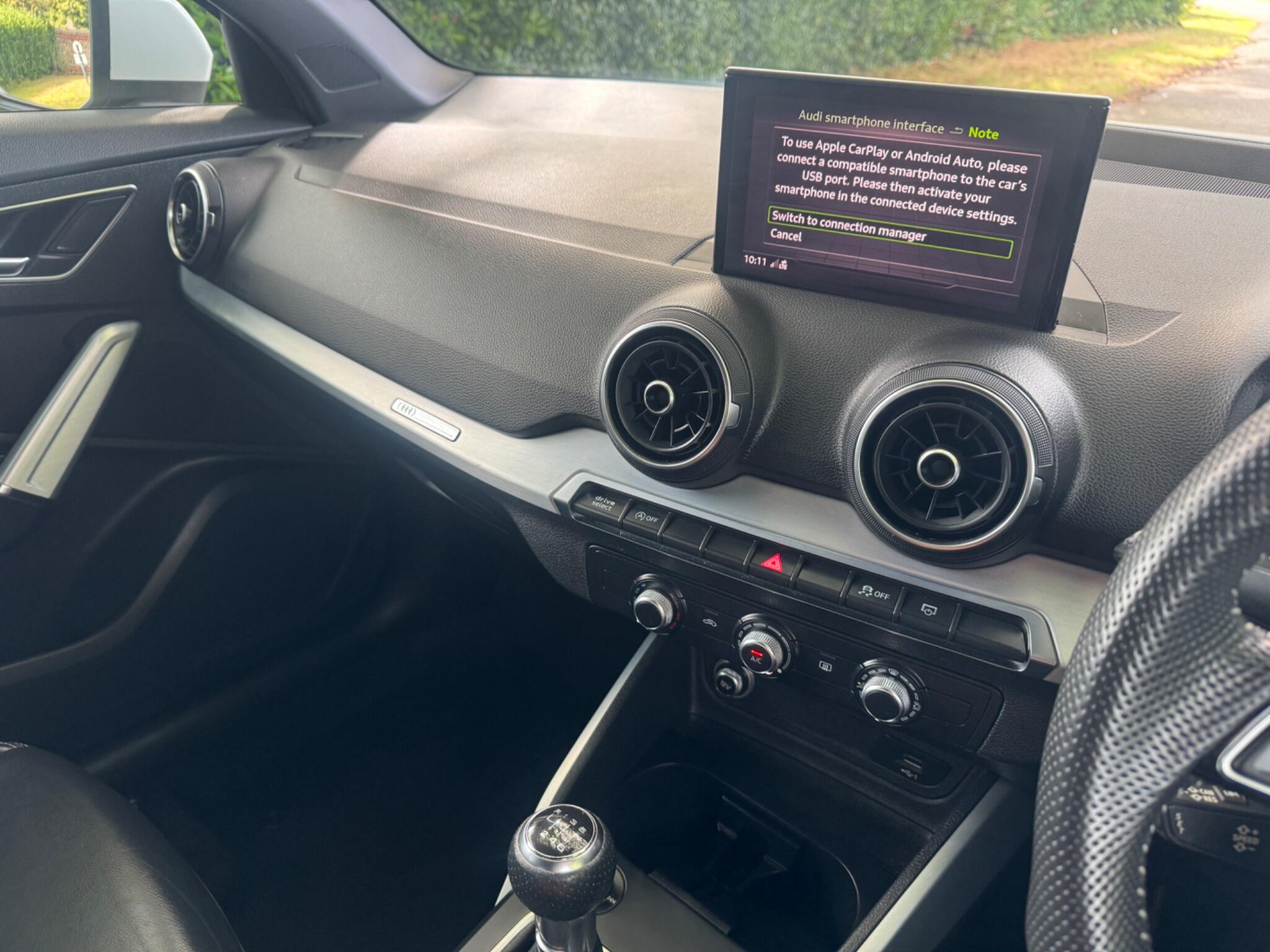 Audi Q2 view 26
