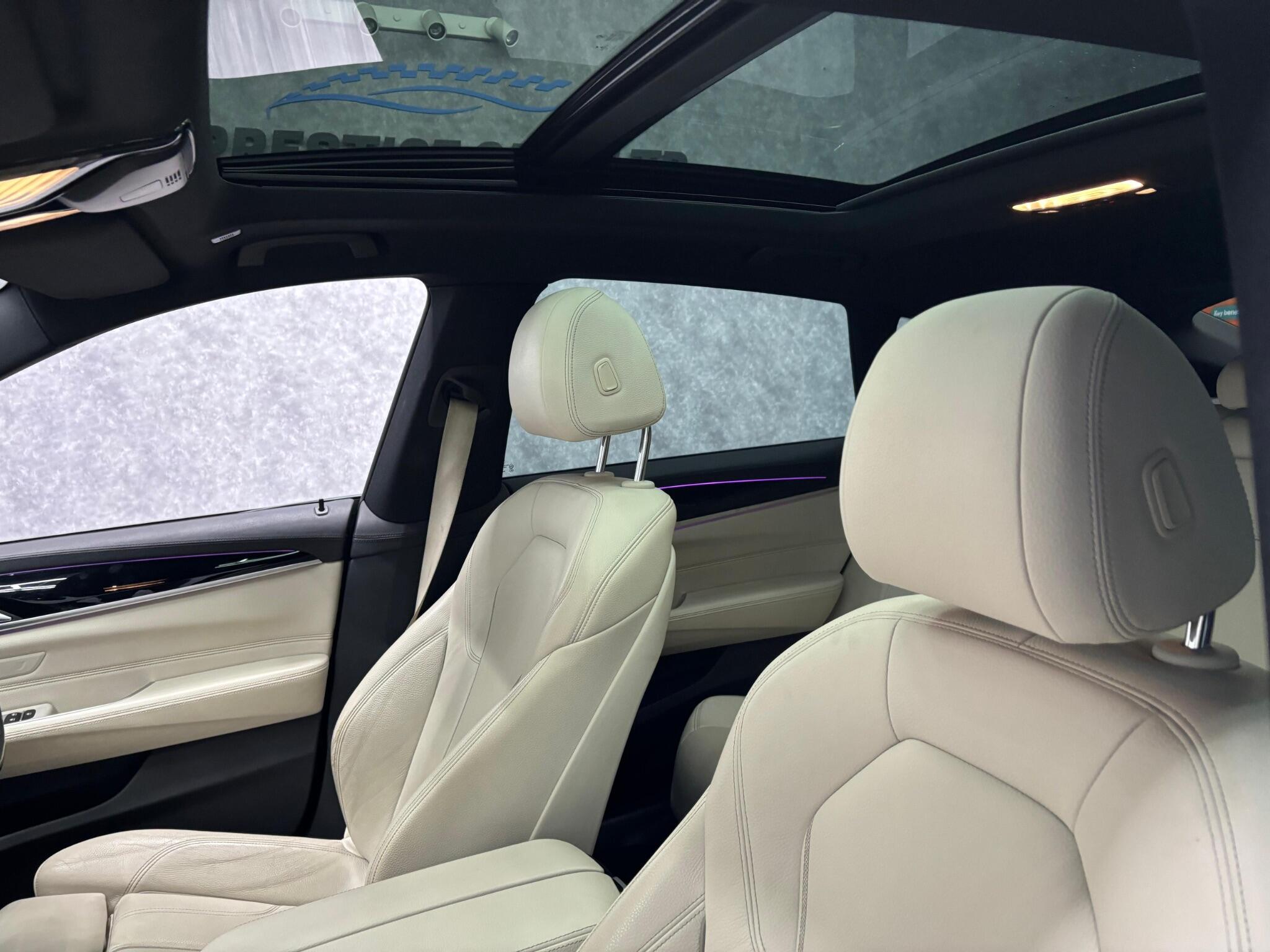 BMW 6 Series Gran Turismo view 36