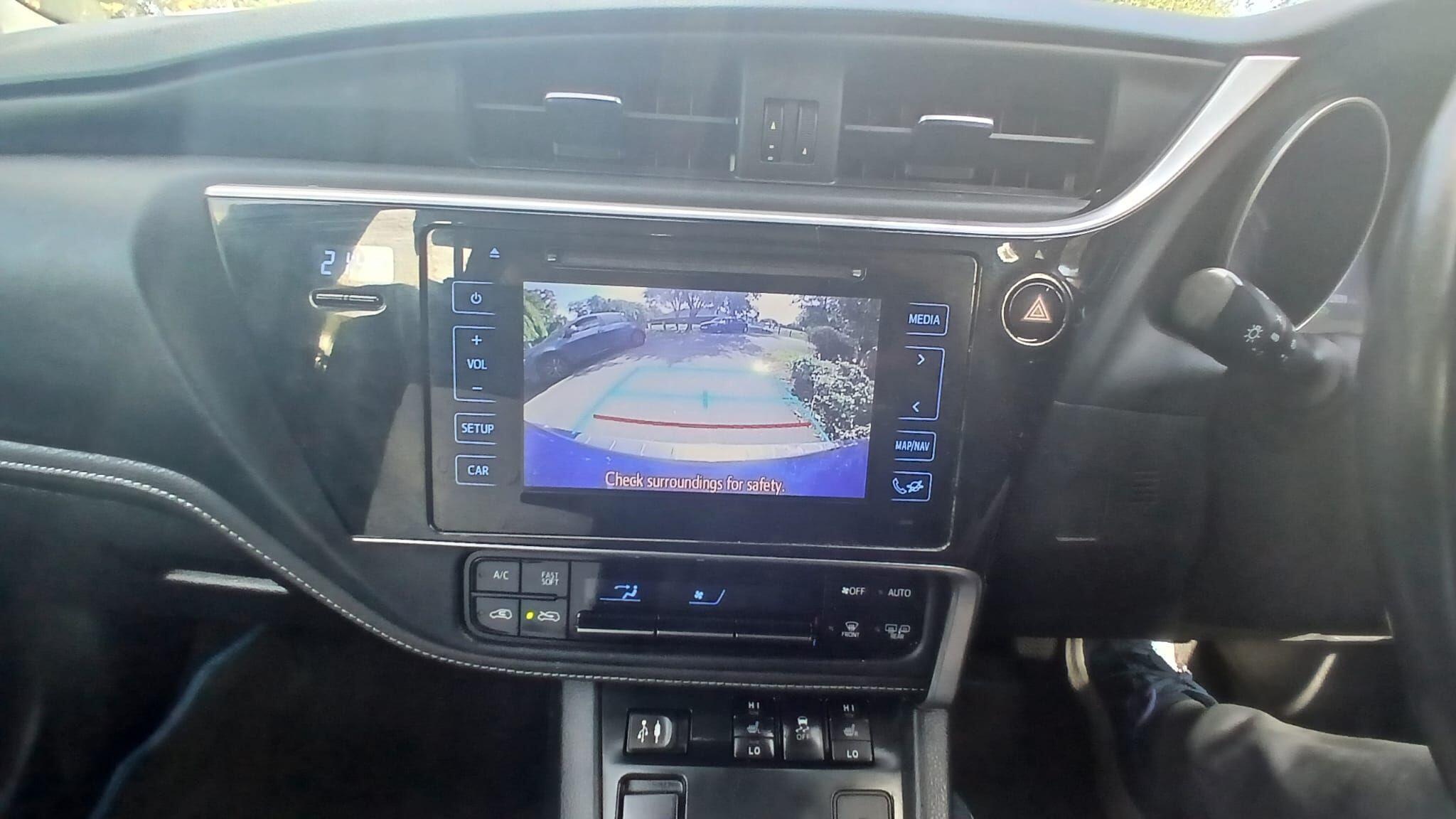 Toyota Auris view 21