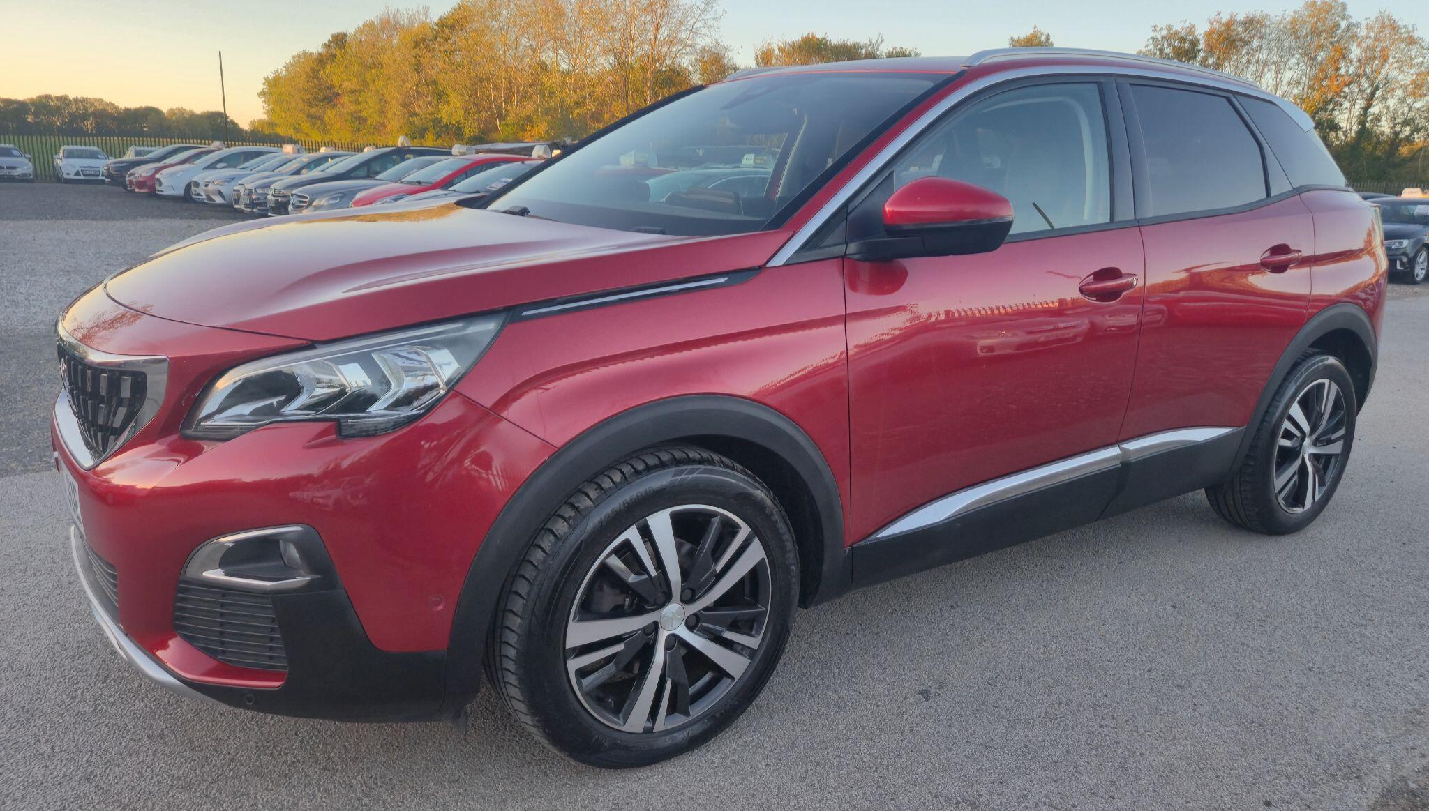 Peugeot 3008 view 2