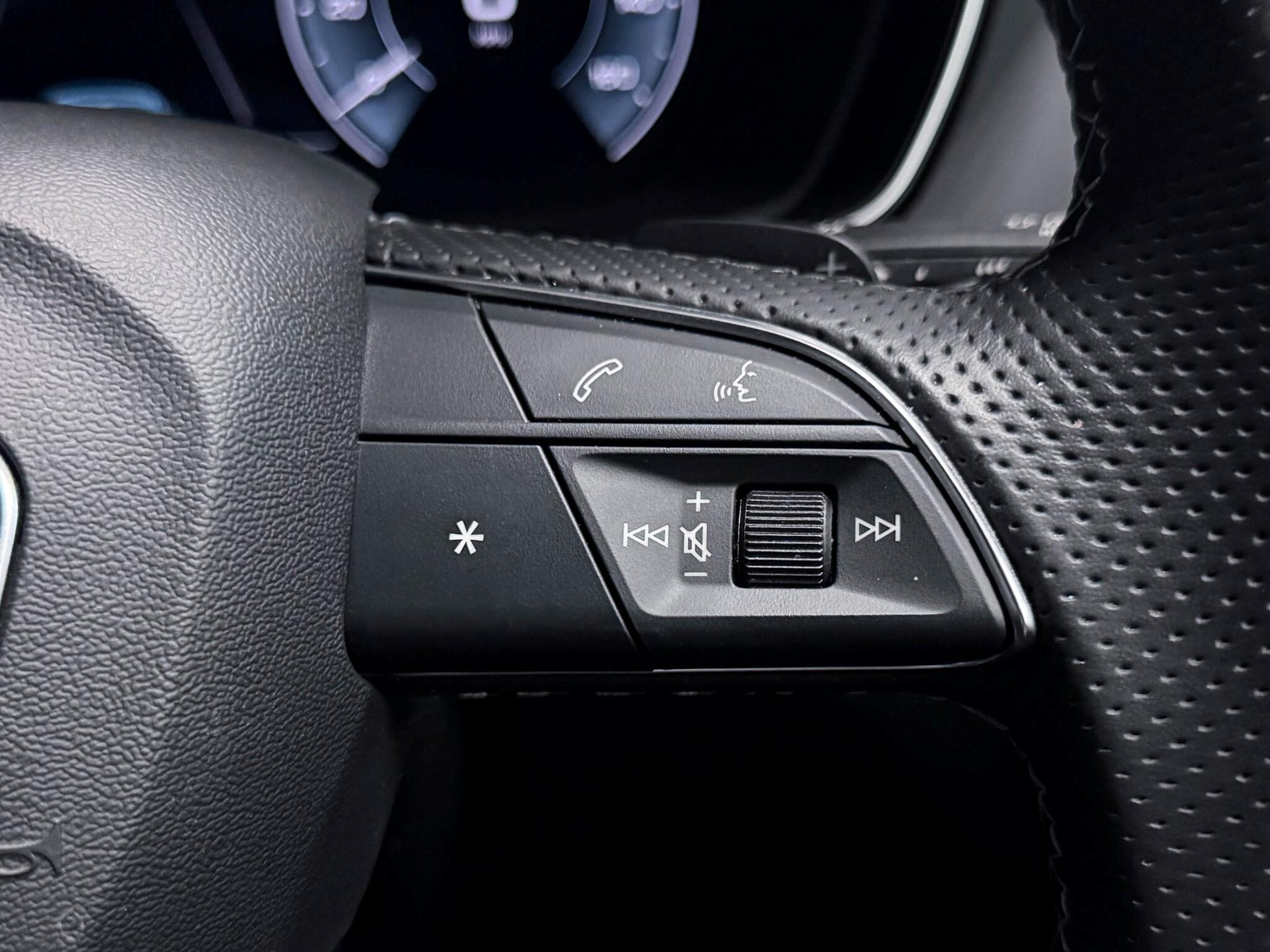 Audi Q5 view 36