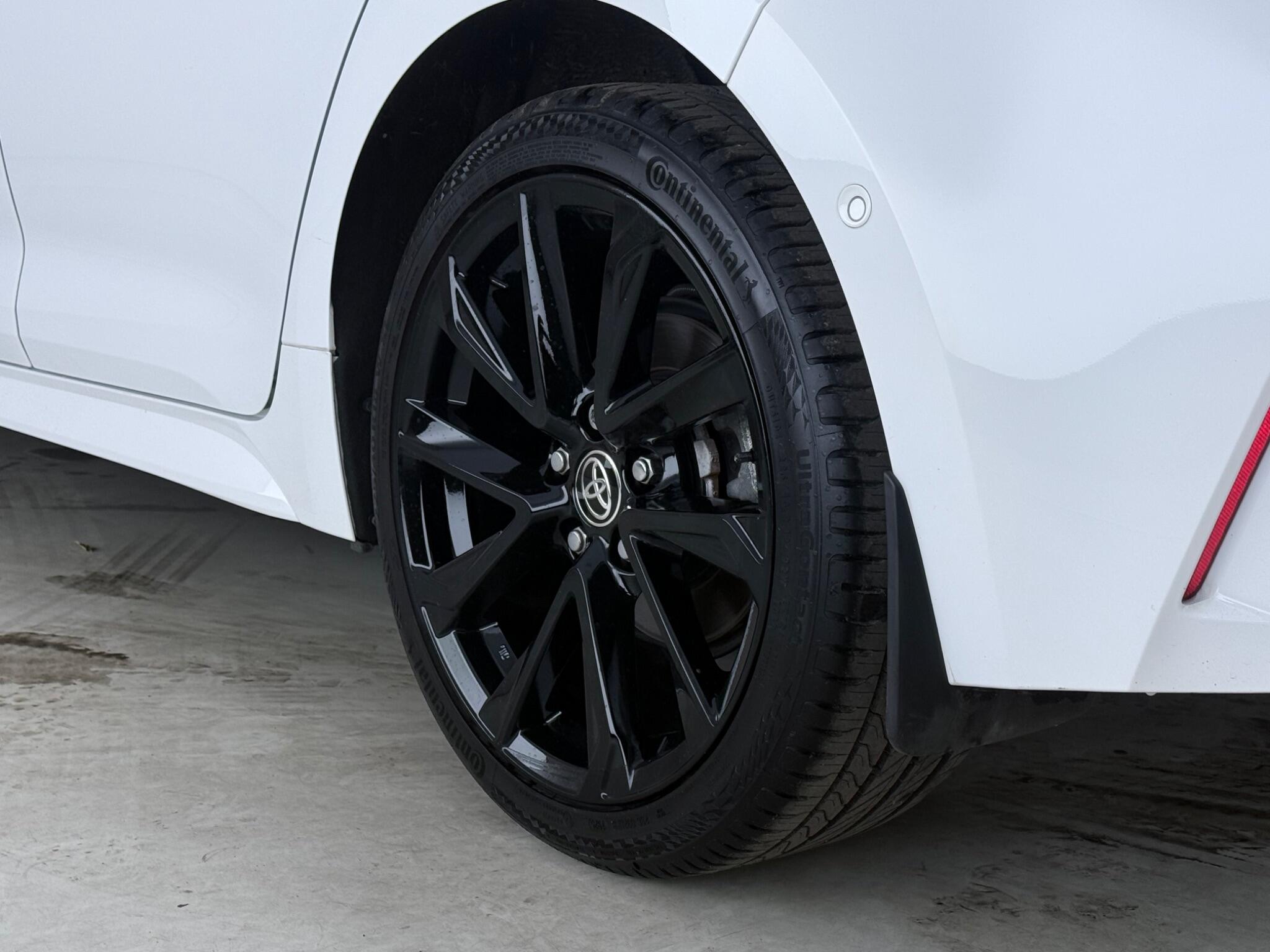 Toyota Corolla view 8