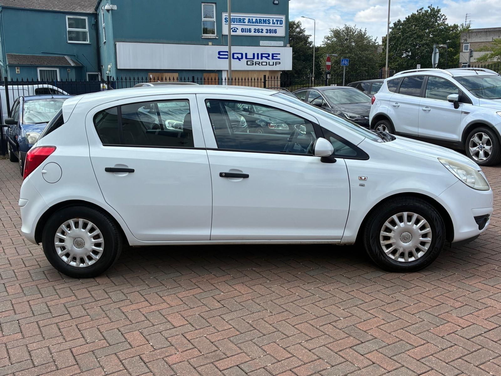Vauxhall Corsa view 4