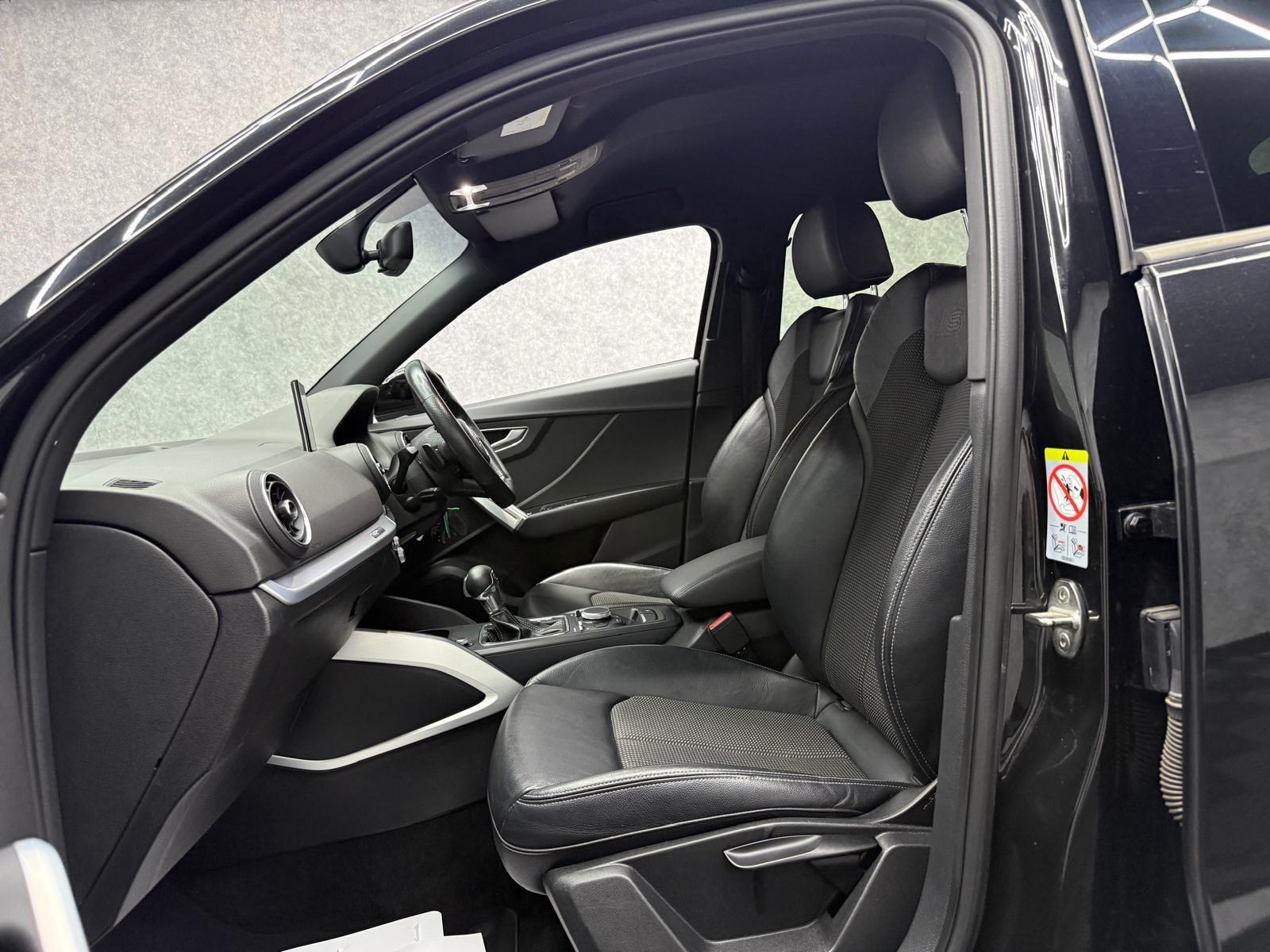 Audi Q2 view 3