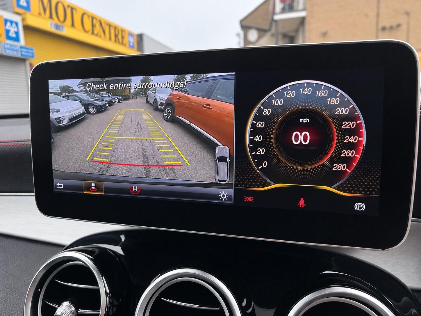 Mercedes-Benz GLC view 27