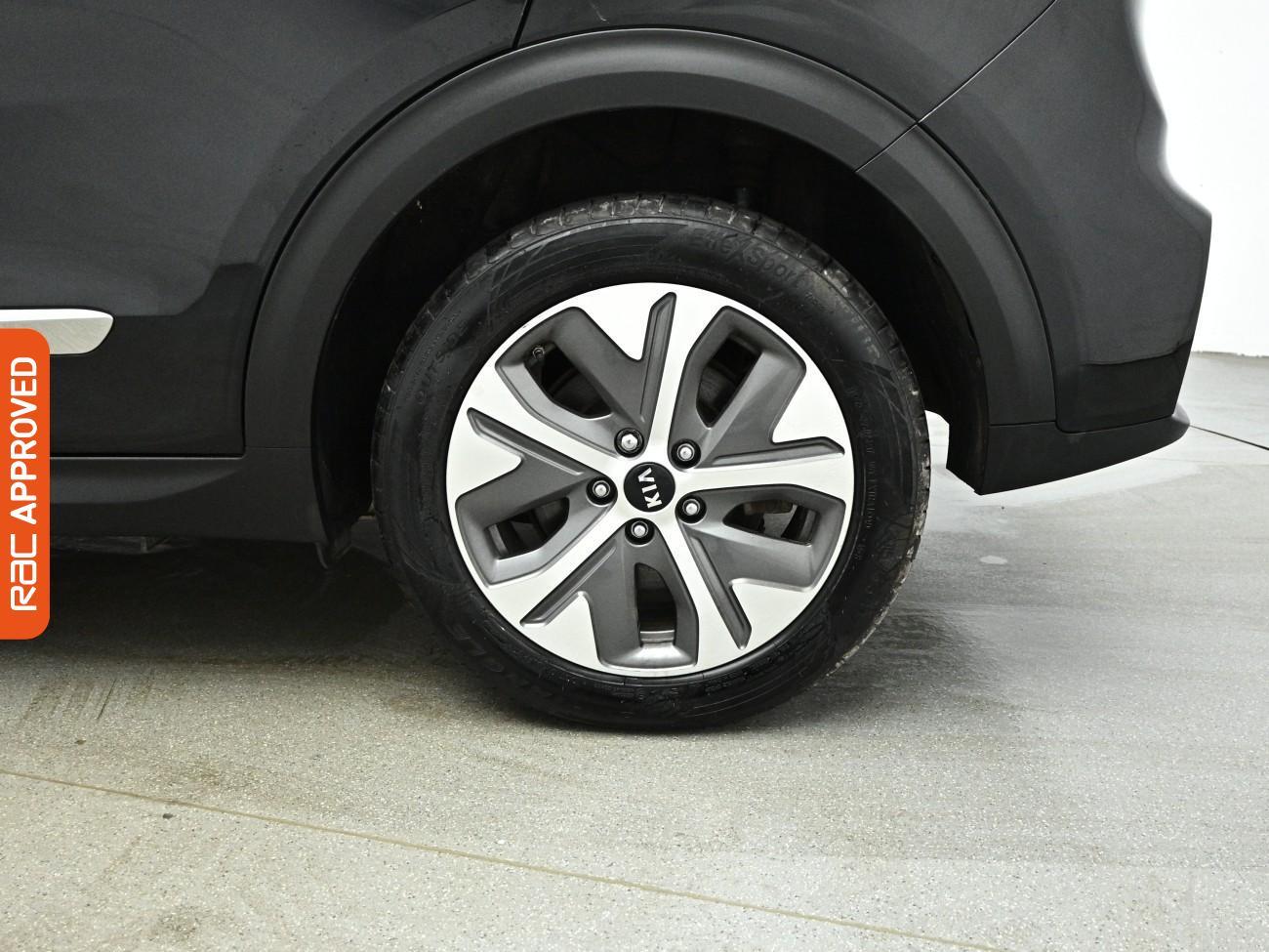 Kia Niro view 29