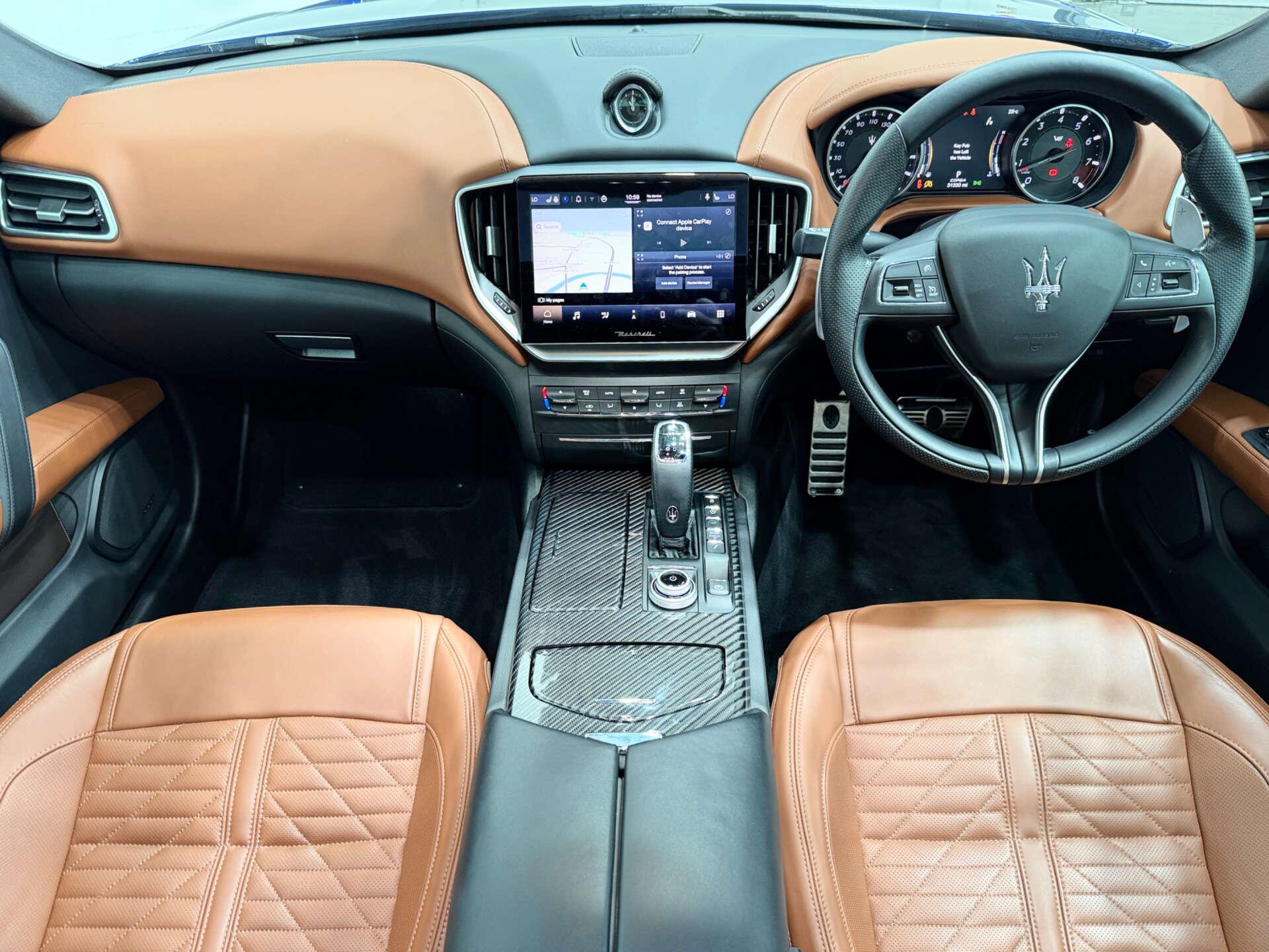 Maserati Ghibli view 20