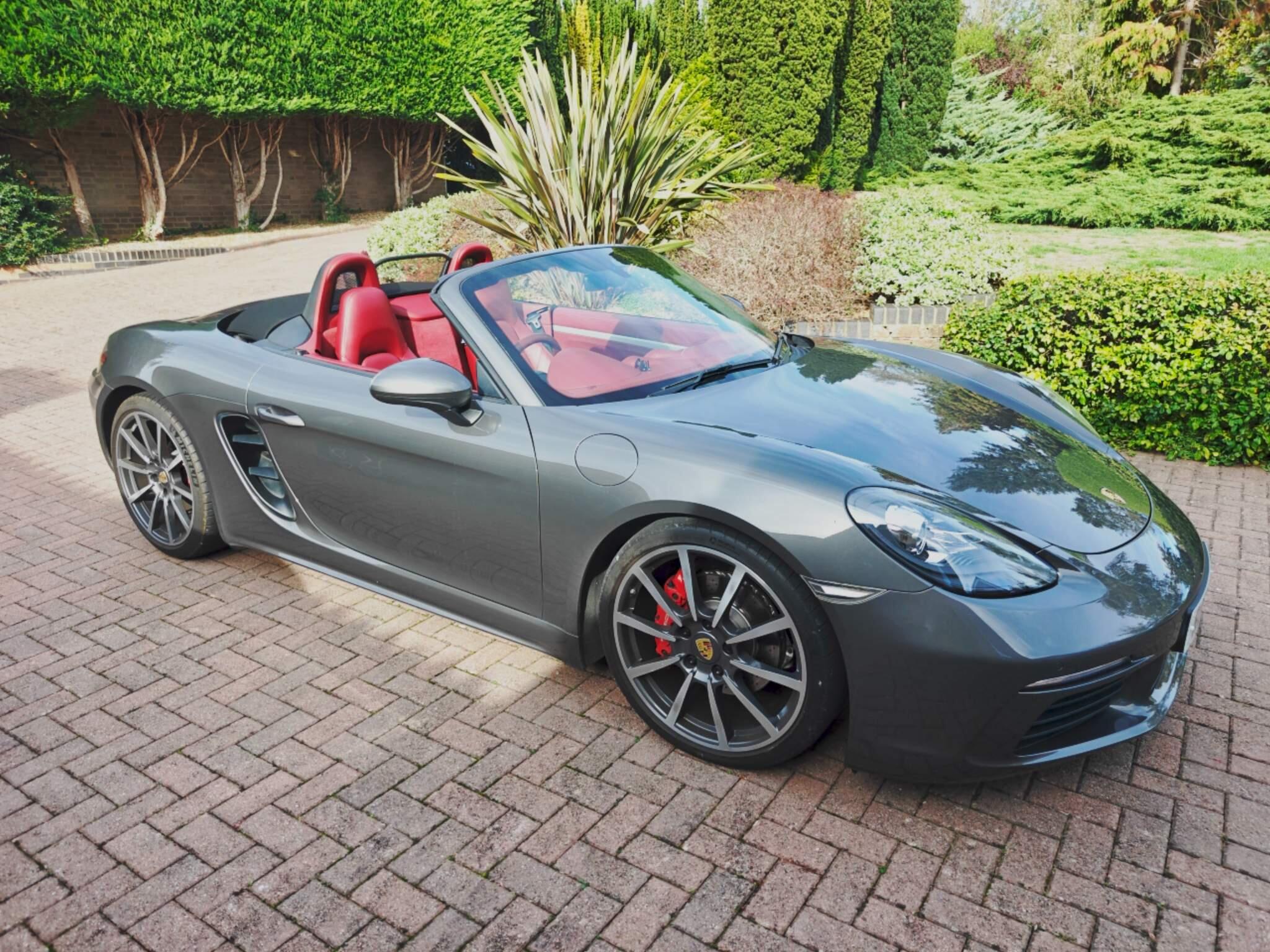 Porsche 718 Boxster