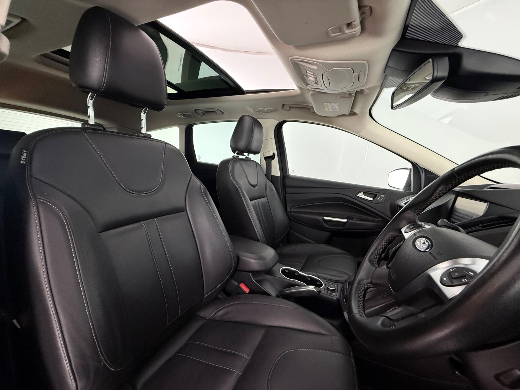 Ford Kuga view 28