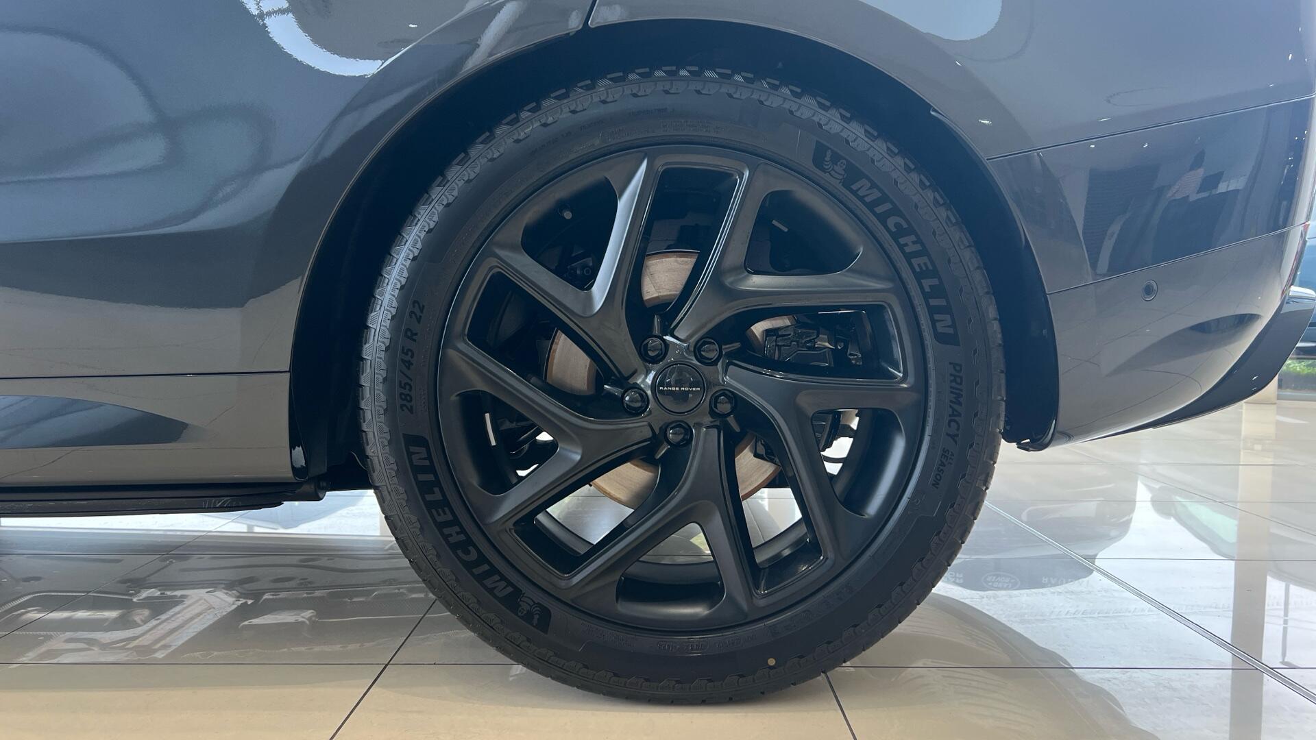 Land Rover Range Rover Sport view 18