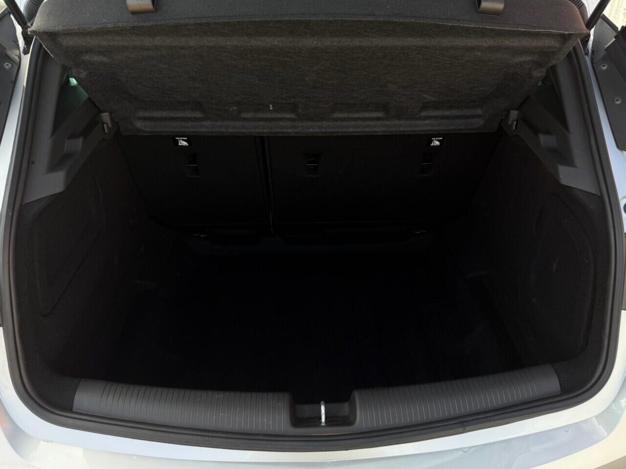 Vauxhall Astra view 35