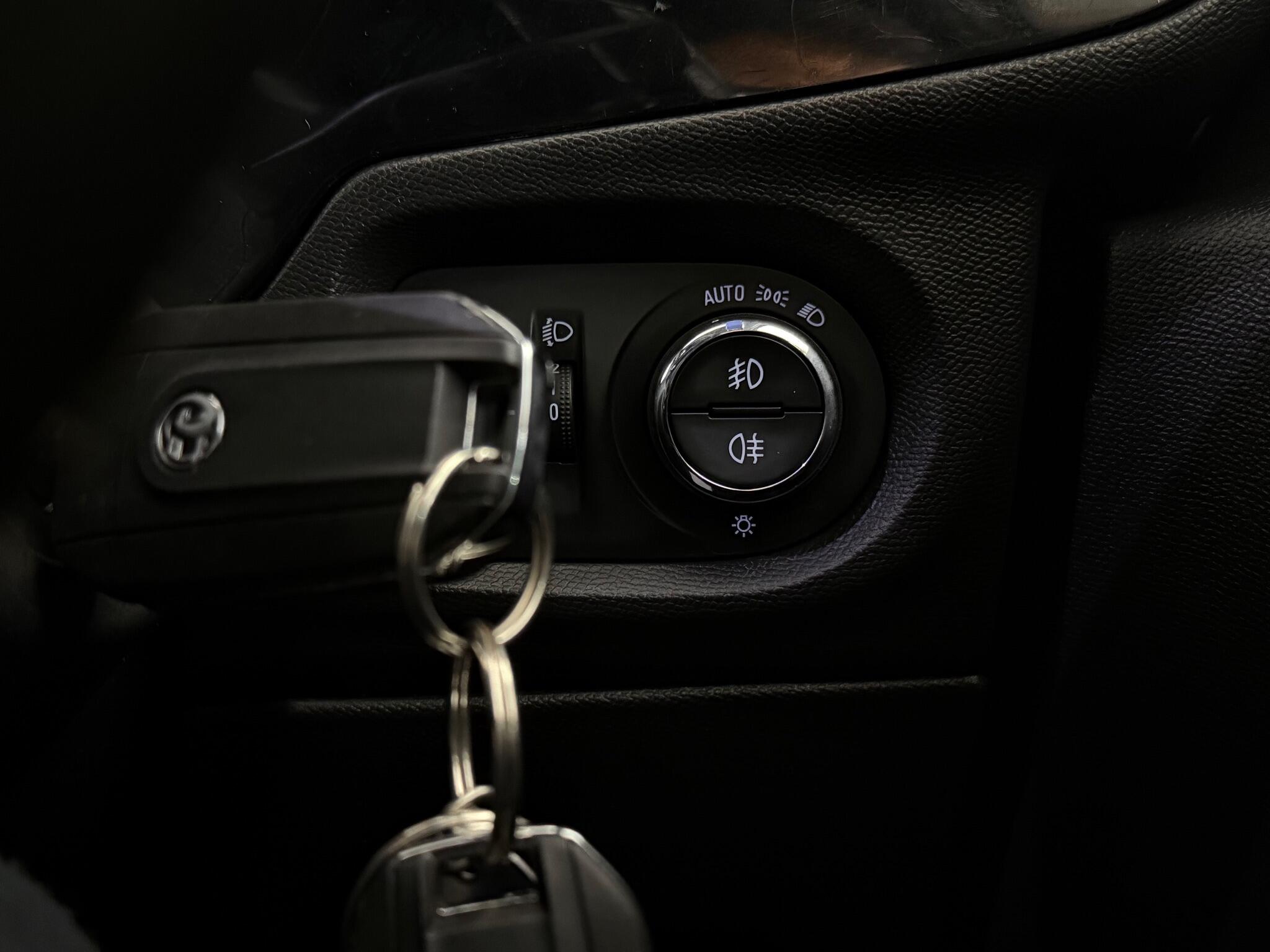 Vauxhall Corsa view 15