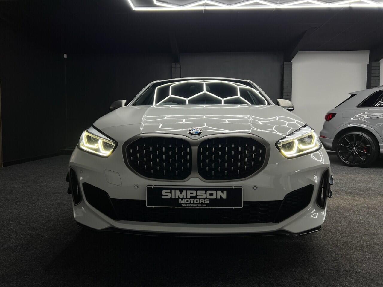 BMW 1 Series view 21