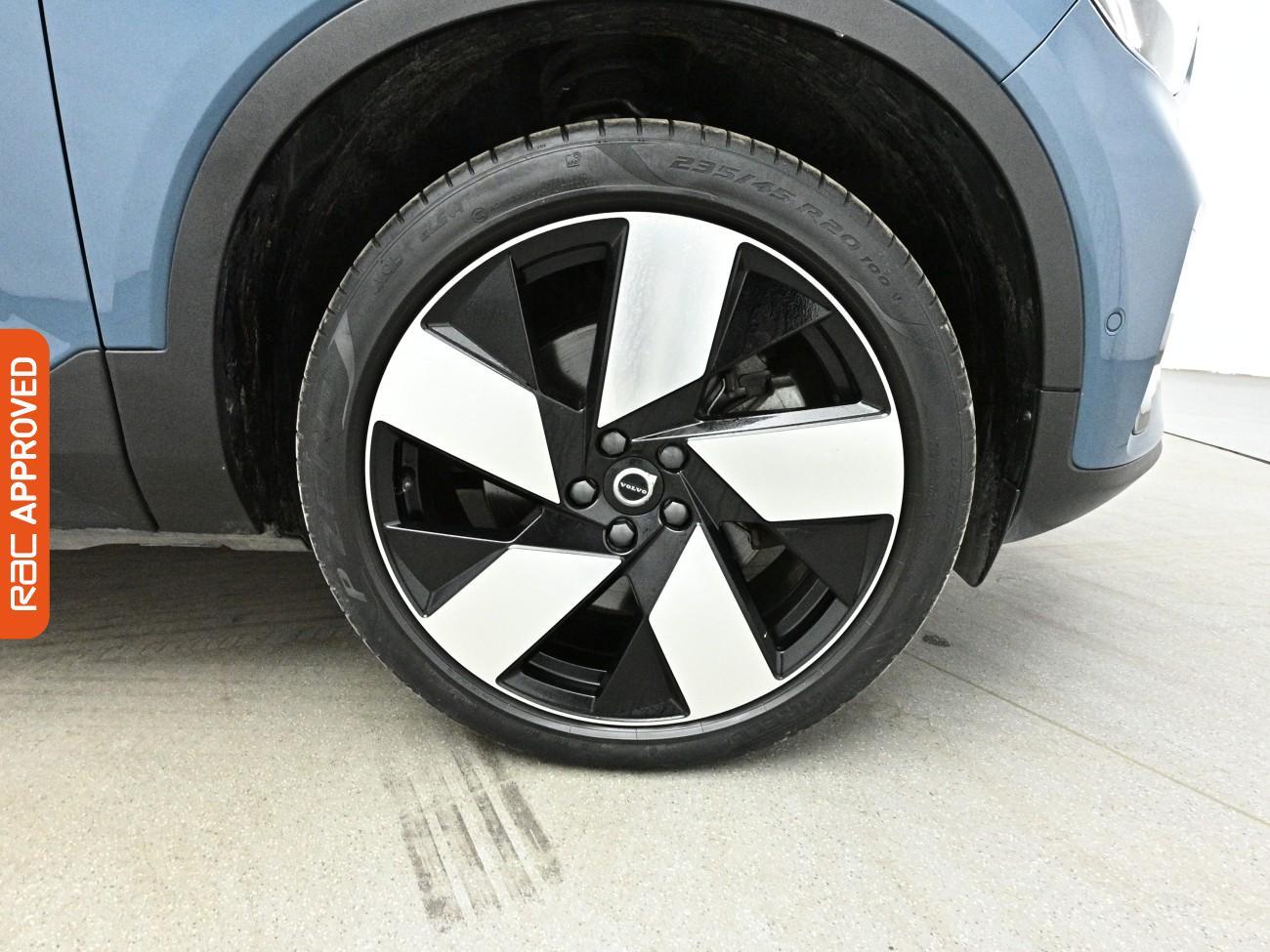 Volvo C40 view 16