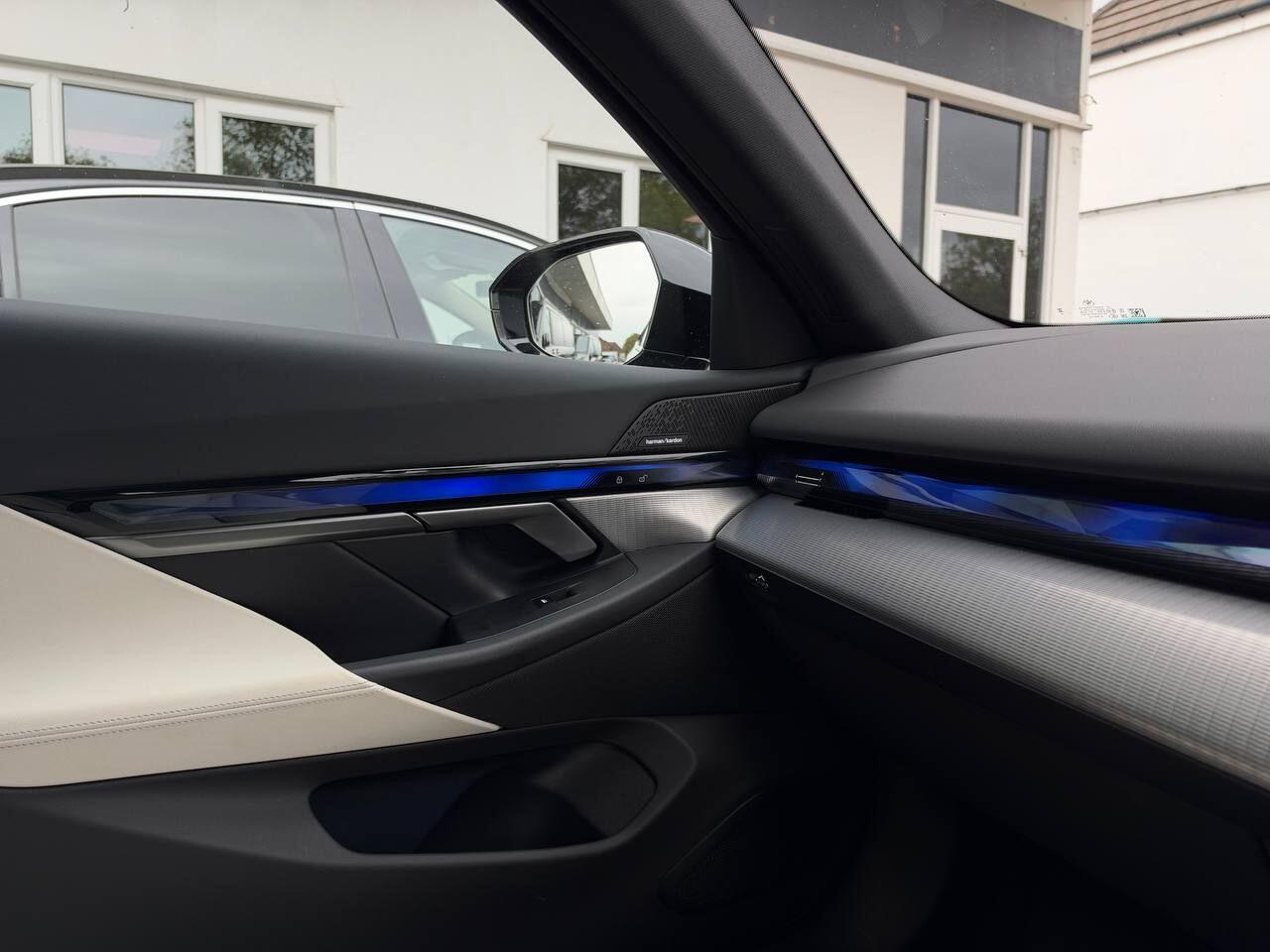 BMW i5 view 45