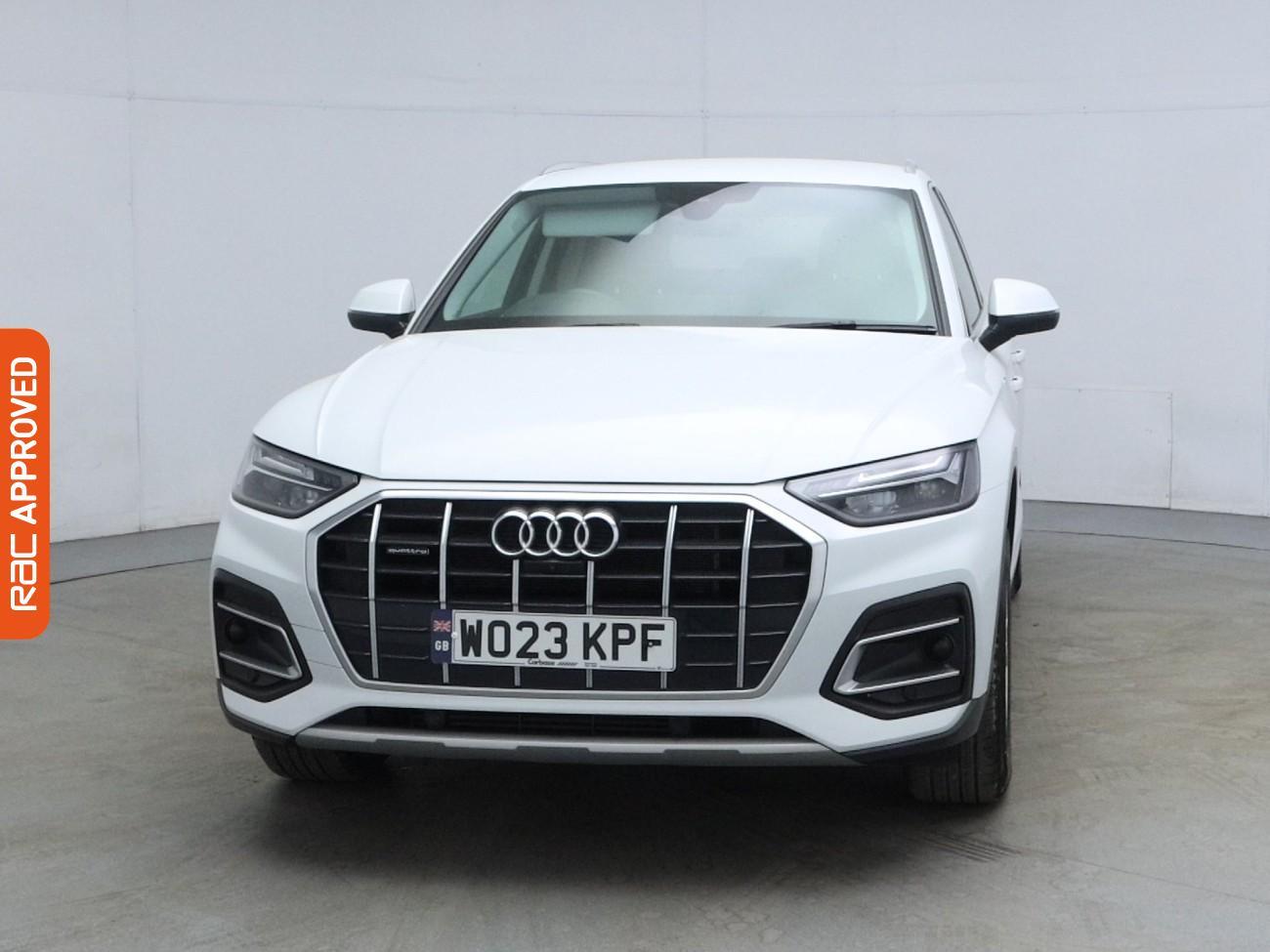 Audi Q5 view 8