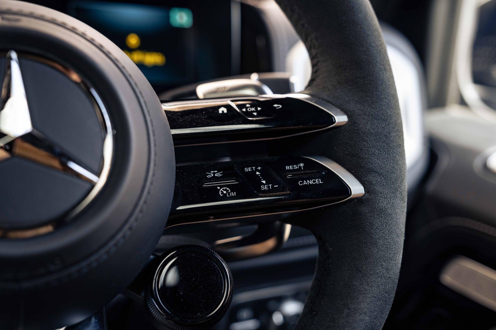 Mercedes-Benz G-Class view 37
