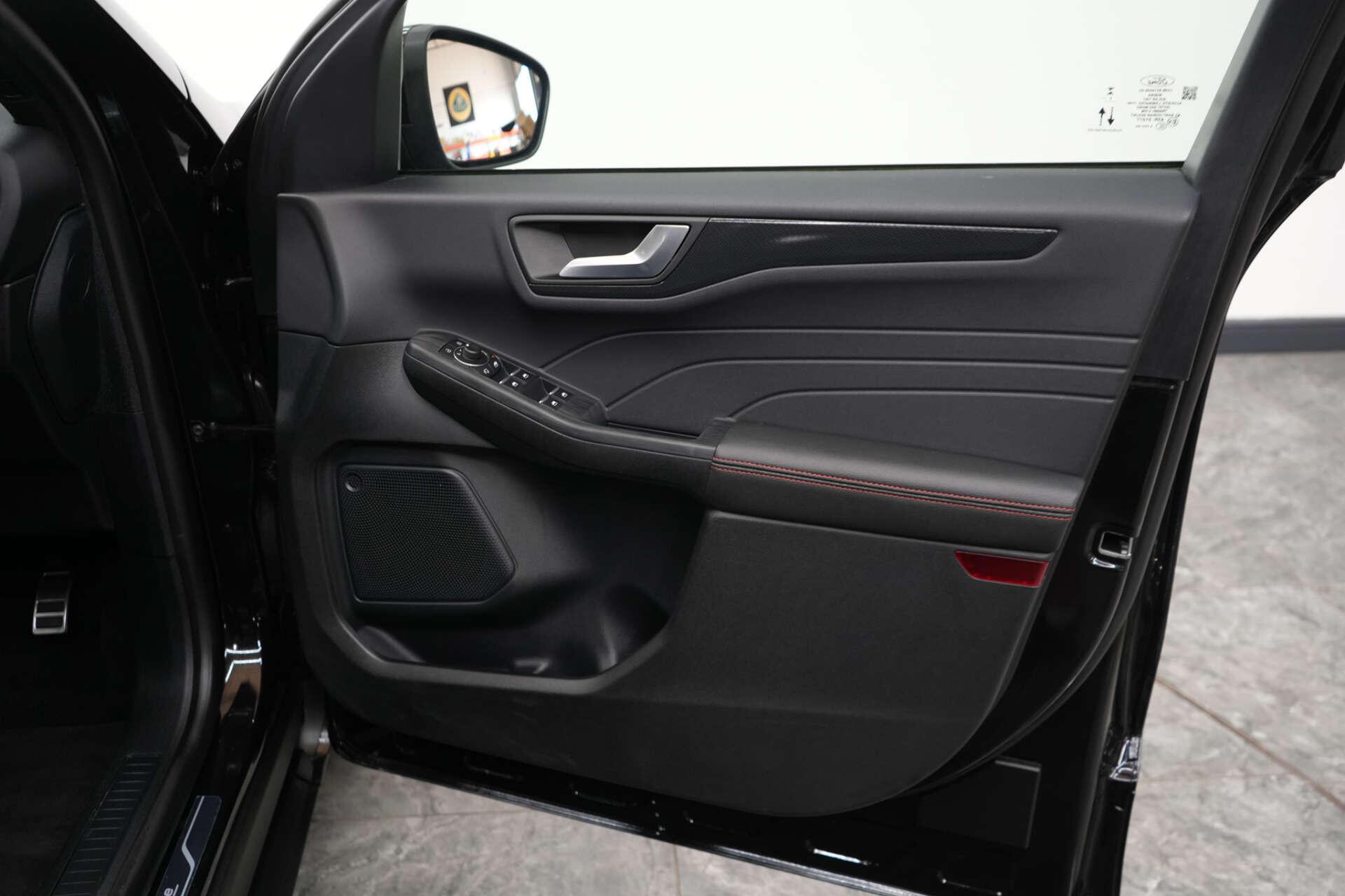 Ford Kuga view 24