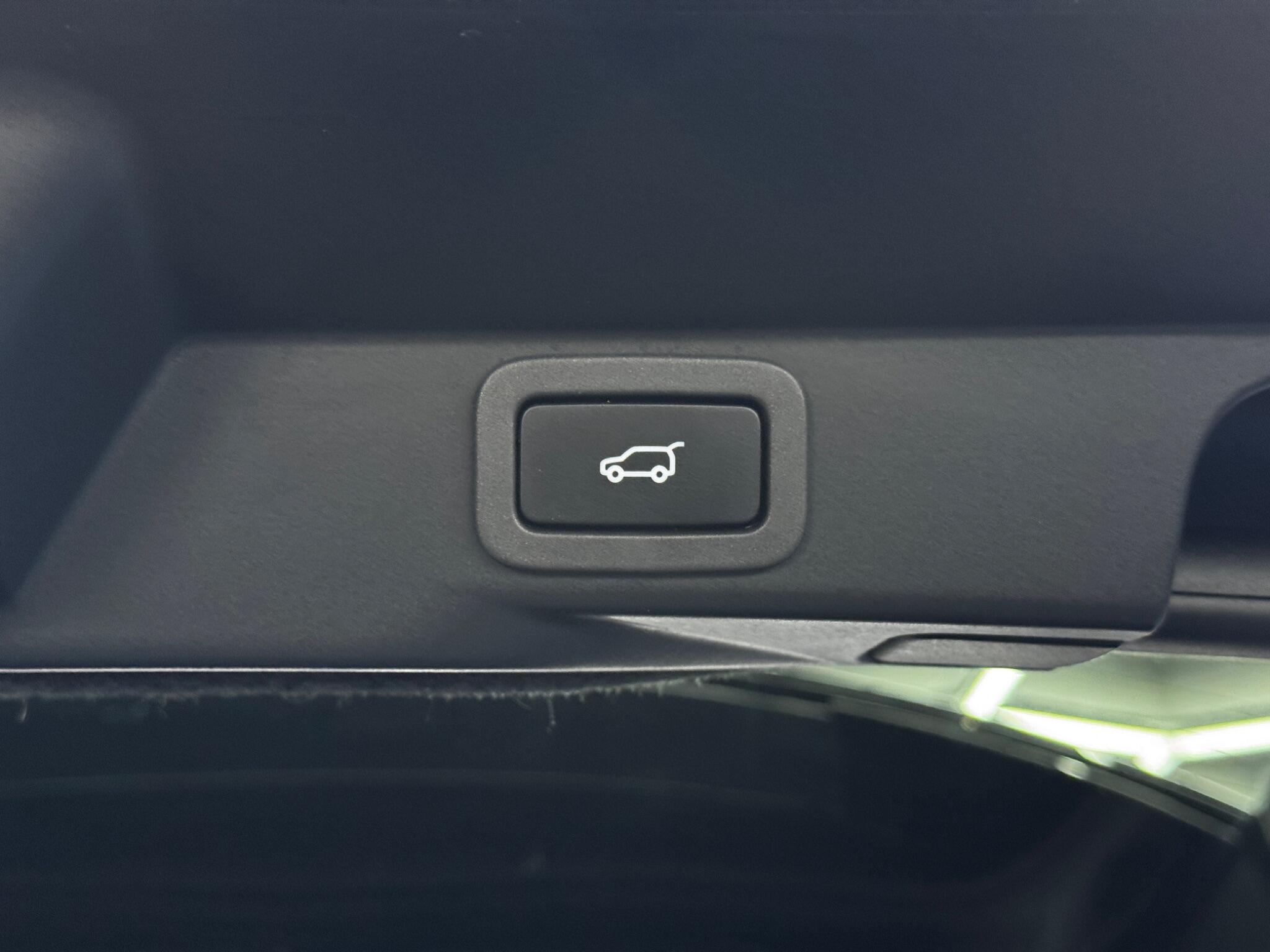 Land Rover Range Rover Sport view 50