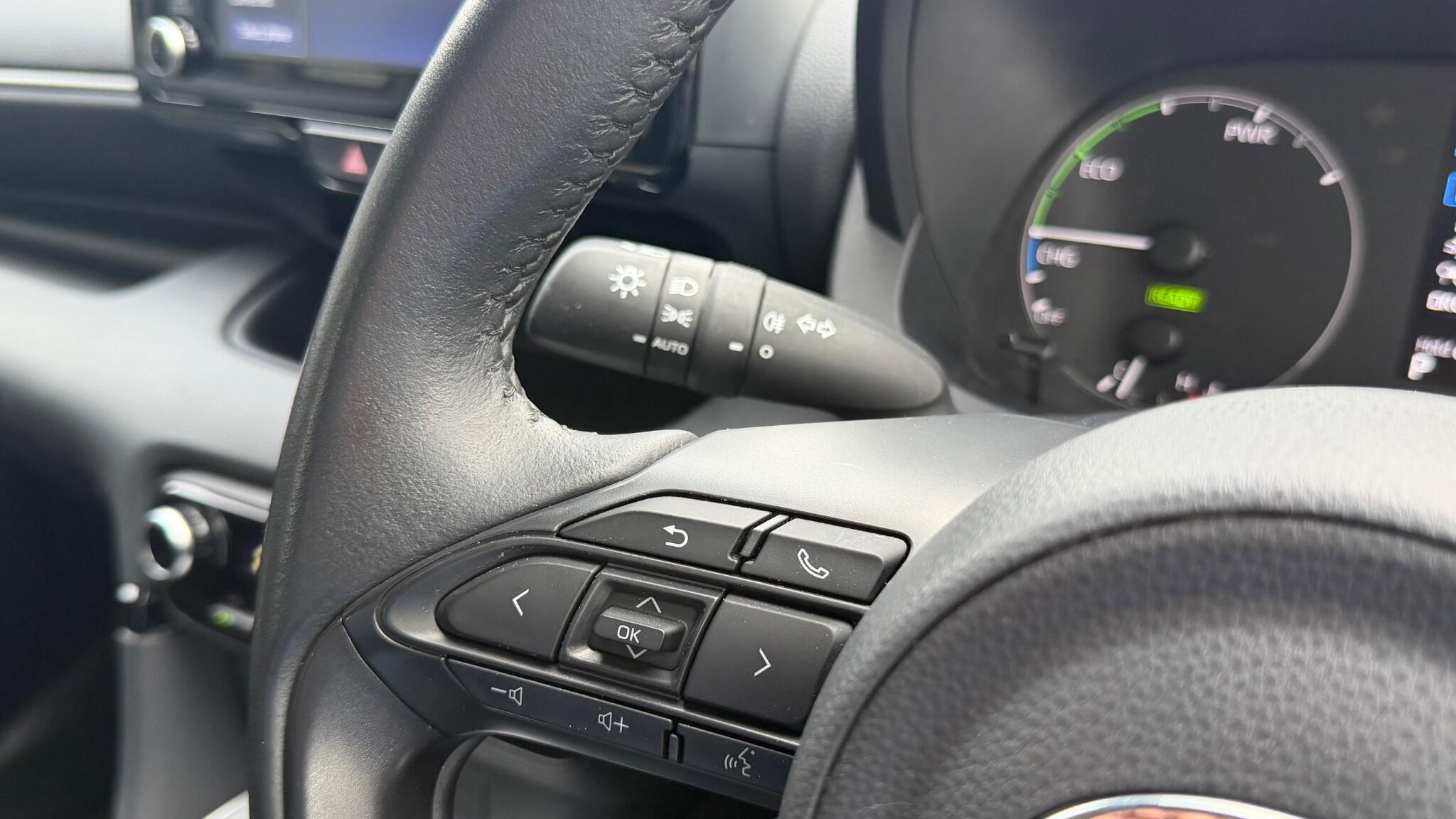 Toyota Yaris view 21