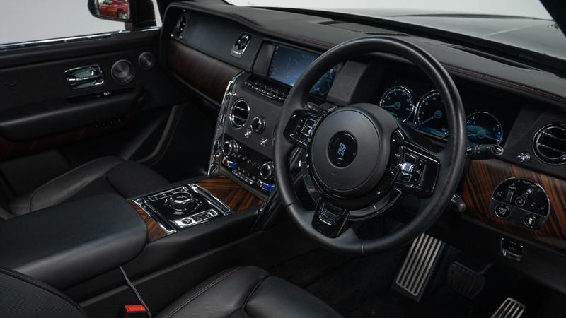 Rolls-Royce Cullinan view 31