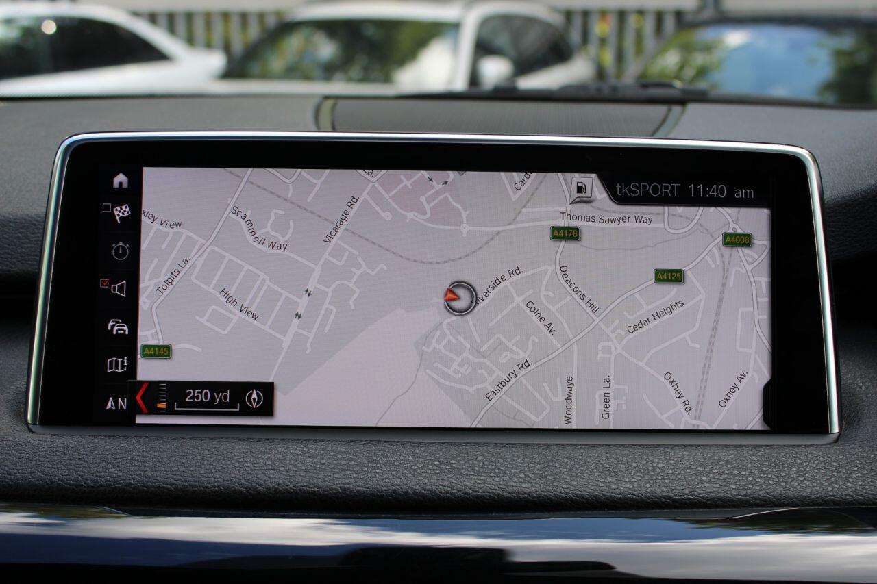 BMW X5 view 22