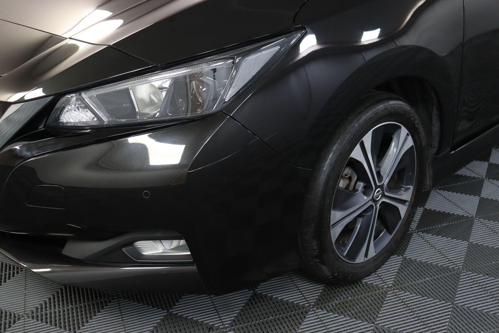 Nissan Leaf view 31