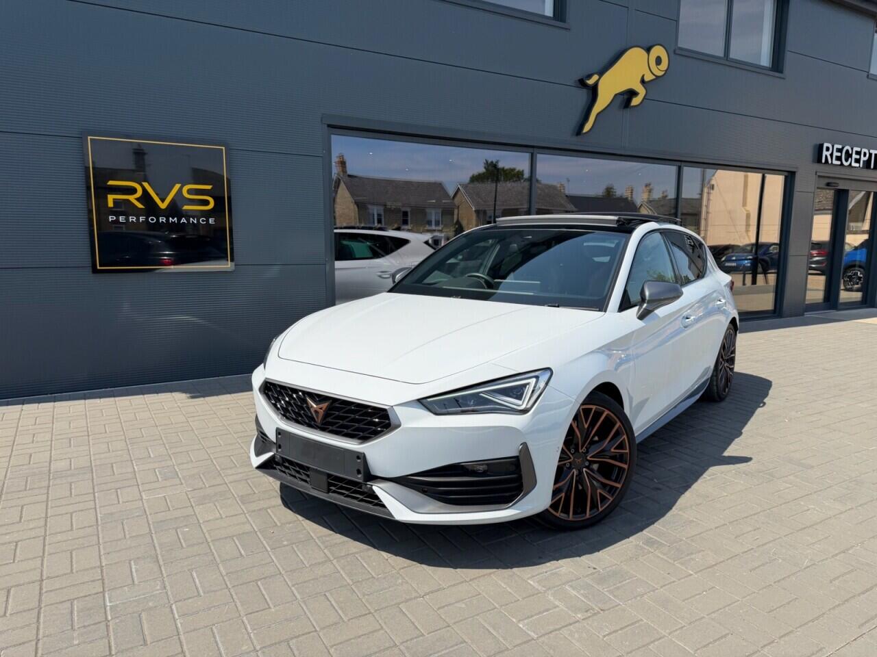 Cupra Leon main image