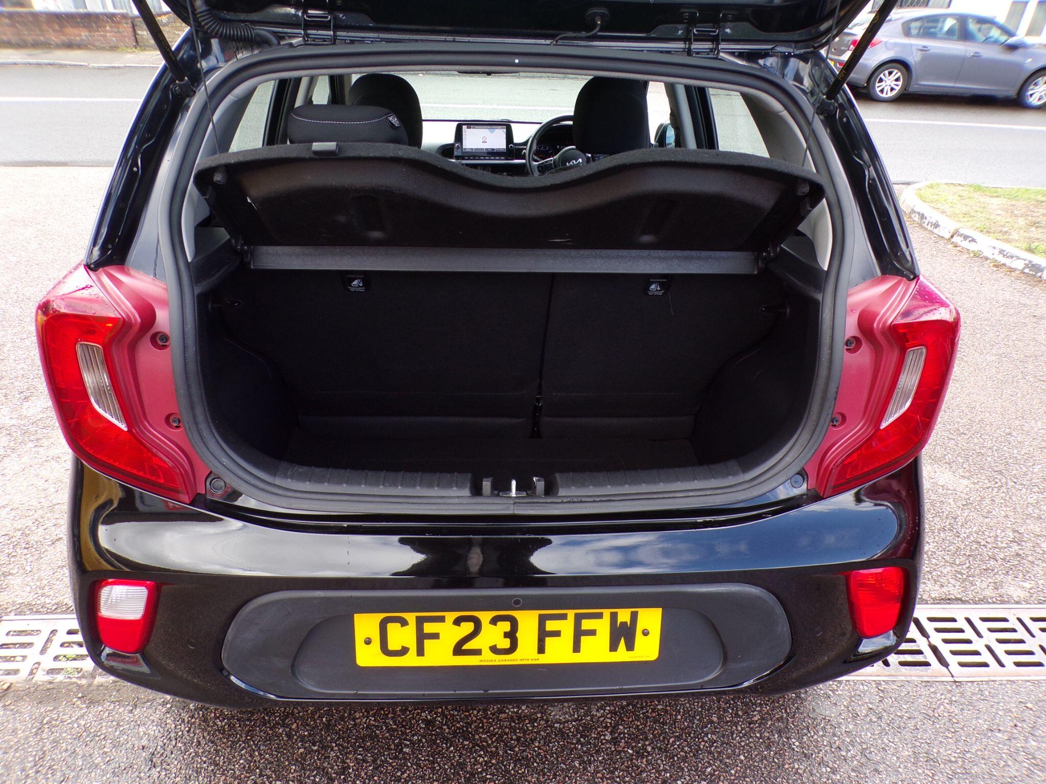 Kia Picanto view 8