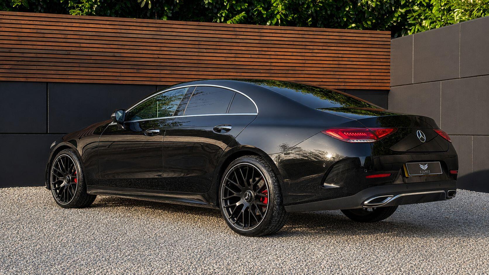Mercedes-Benz CLS view 9