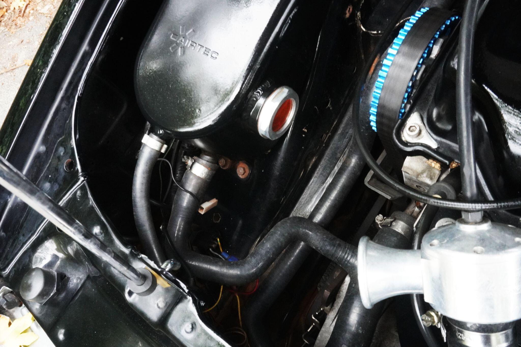 Ford Escort view 80