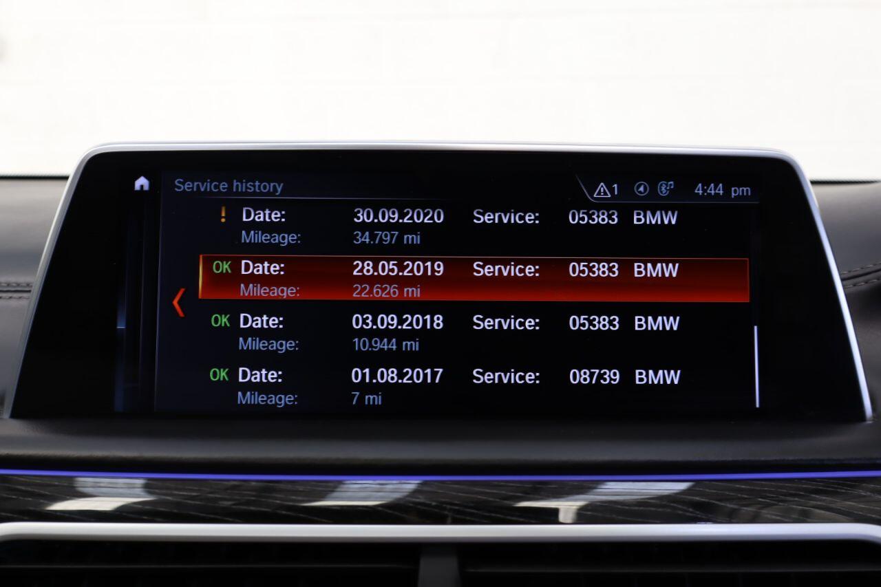 BMW 7 Series view 62