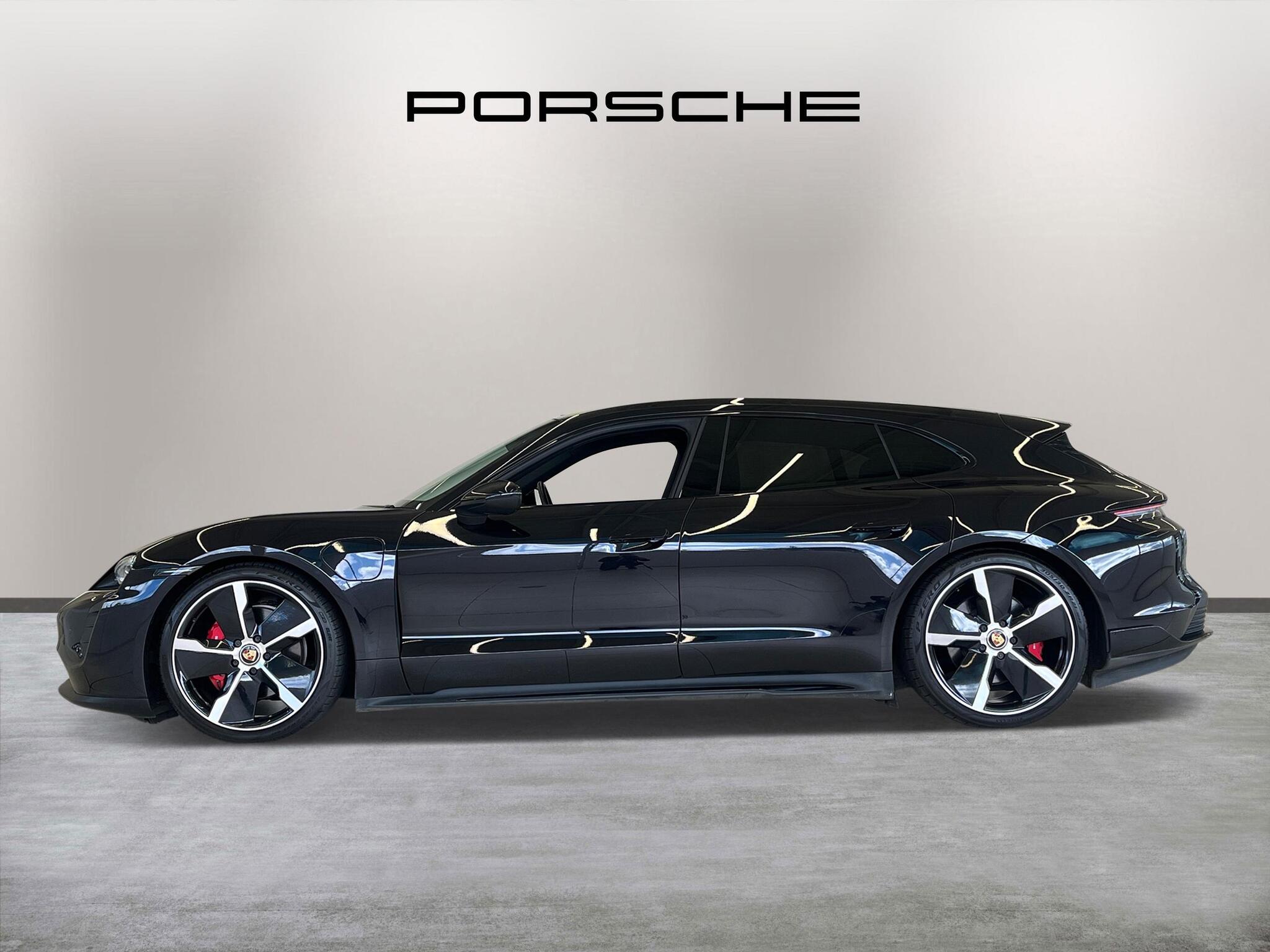 Porsche Taycan view 4