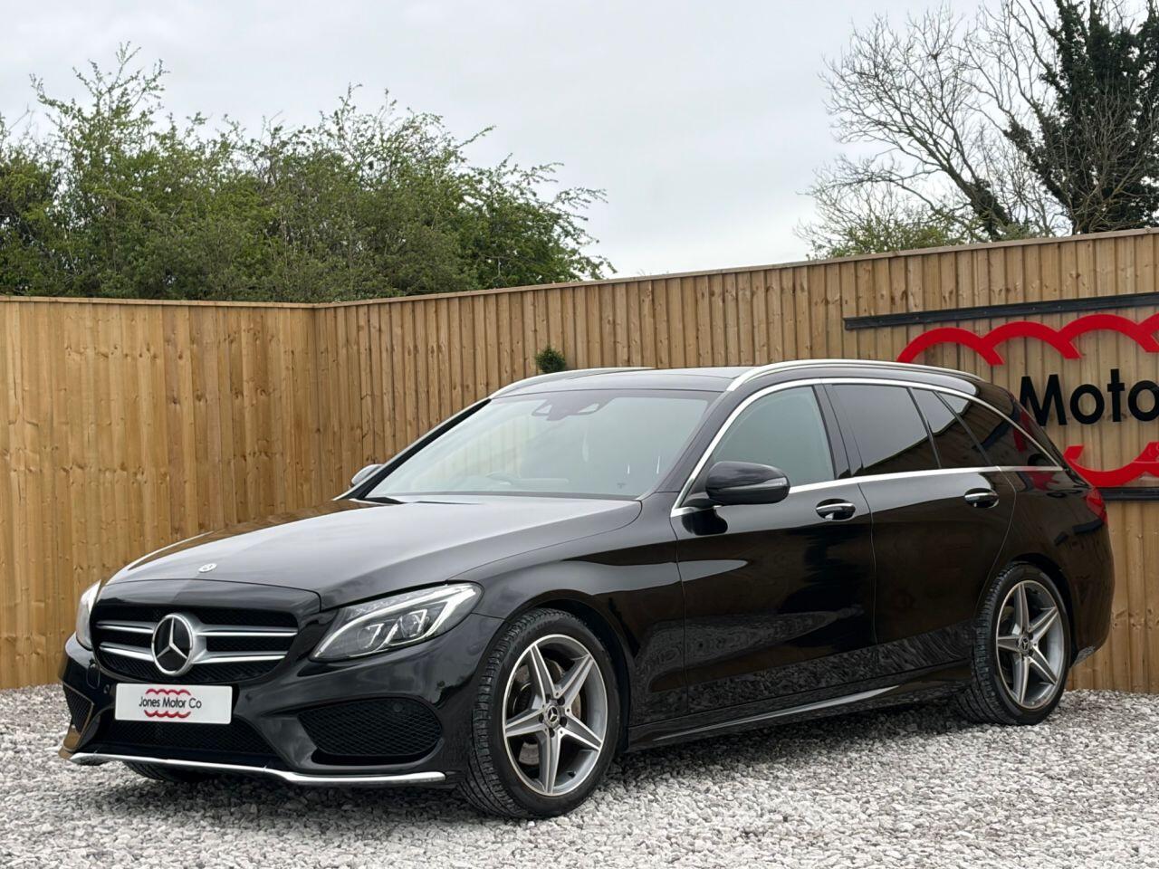 Mercedes-Benz C-Class view 4