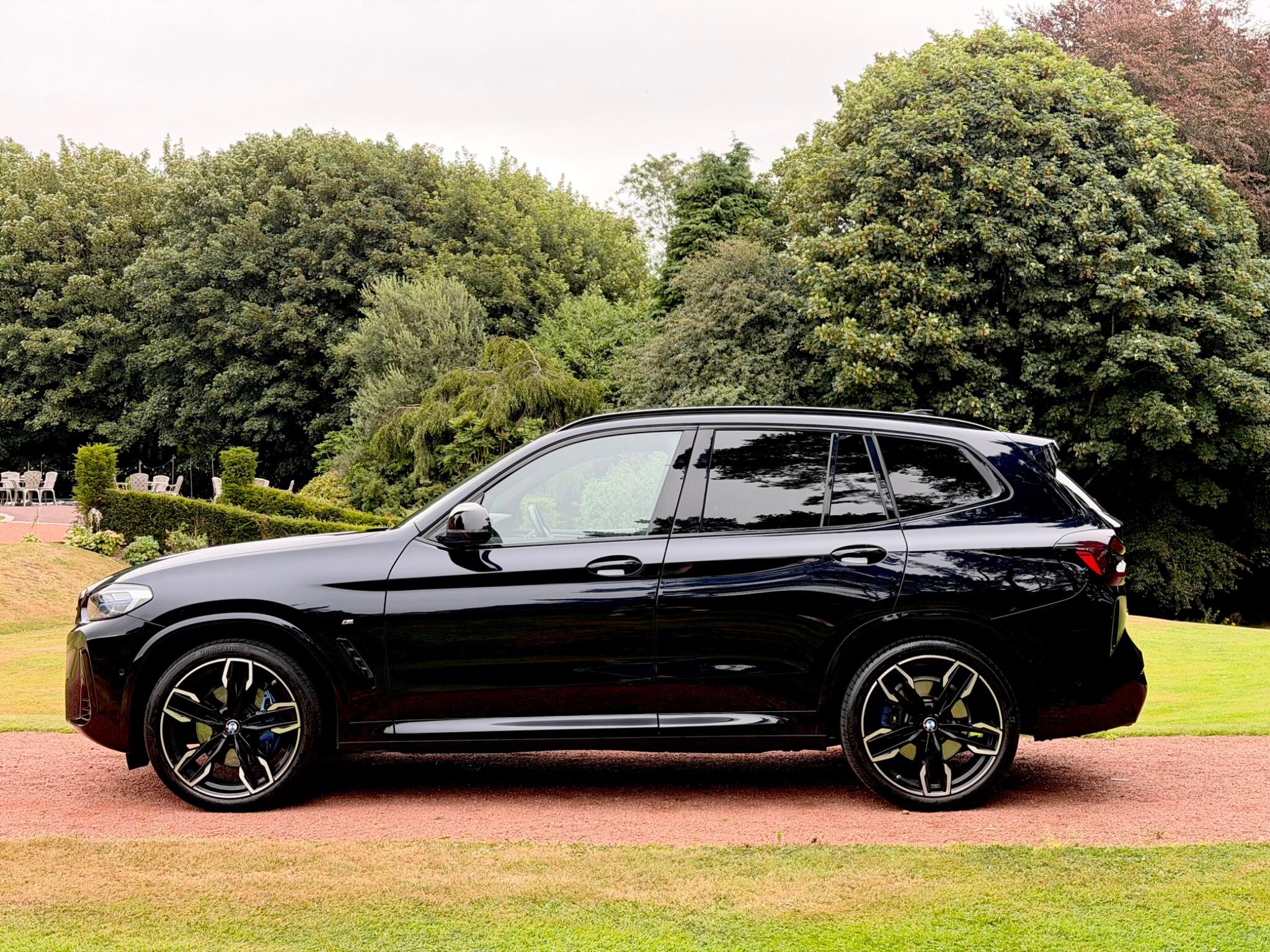 BMW X3 view 10