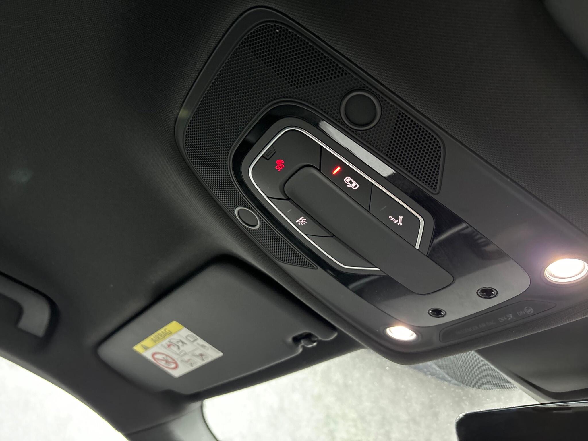 Audi Q5 view 32
