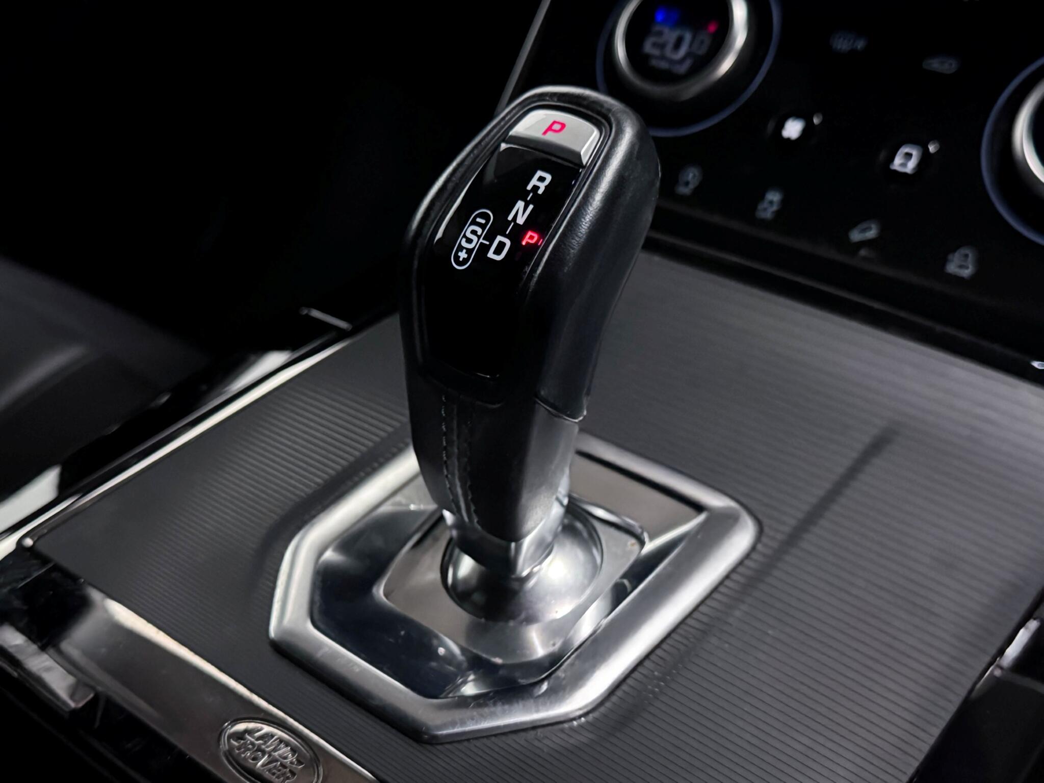 Land Rover Range Rover Evoque view 34