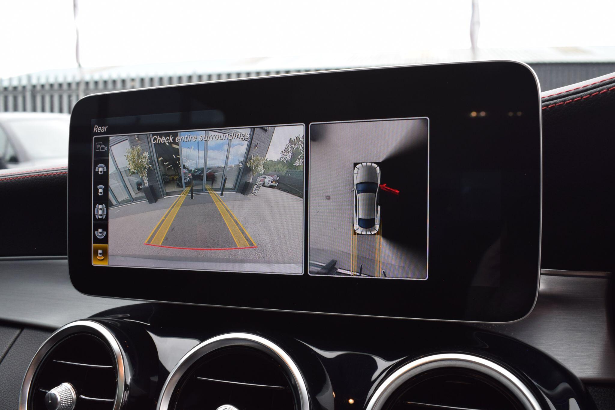 Mercedes-Benz C Class view 21