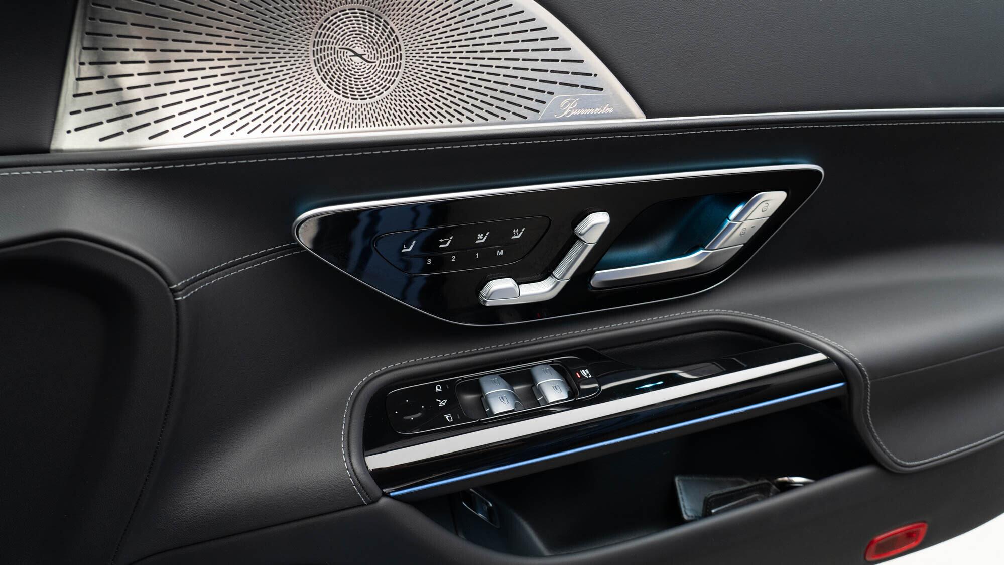 Mercedes-Benz SL view 34
