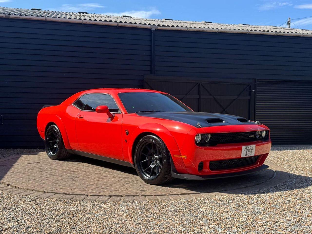 Dodge Challenger view 32