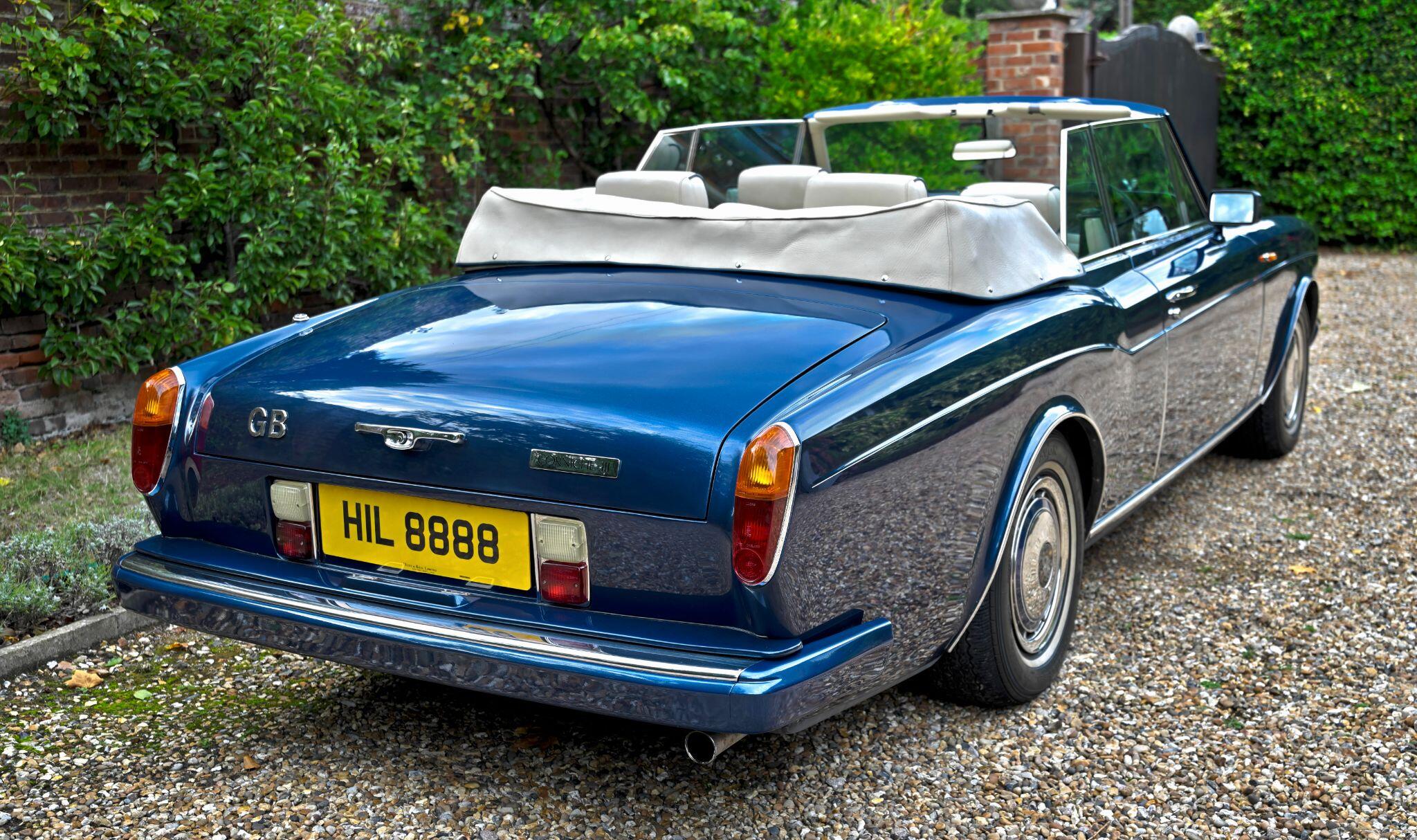 Rolls-Royce Corniche view 30