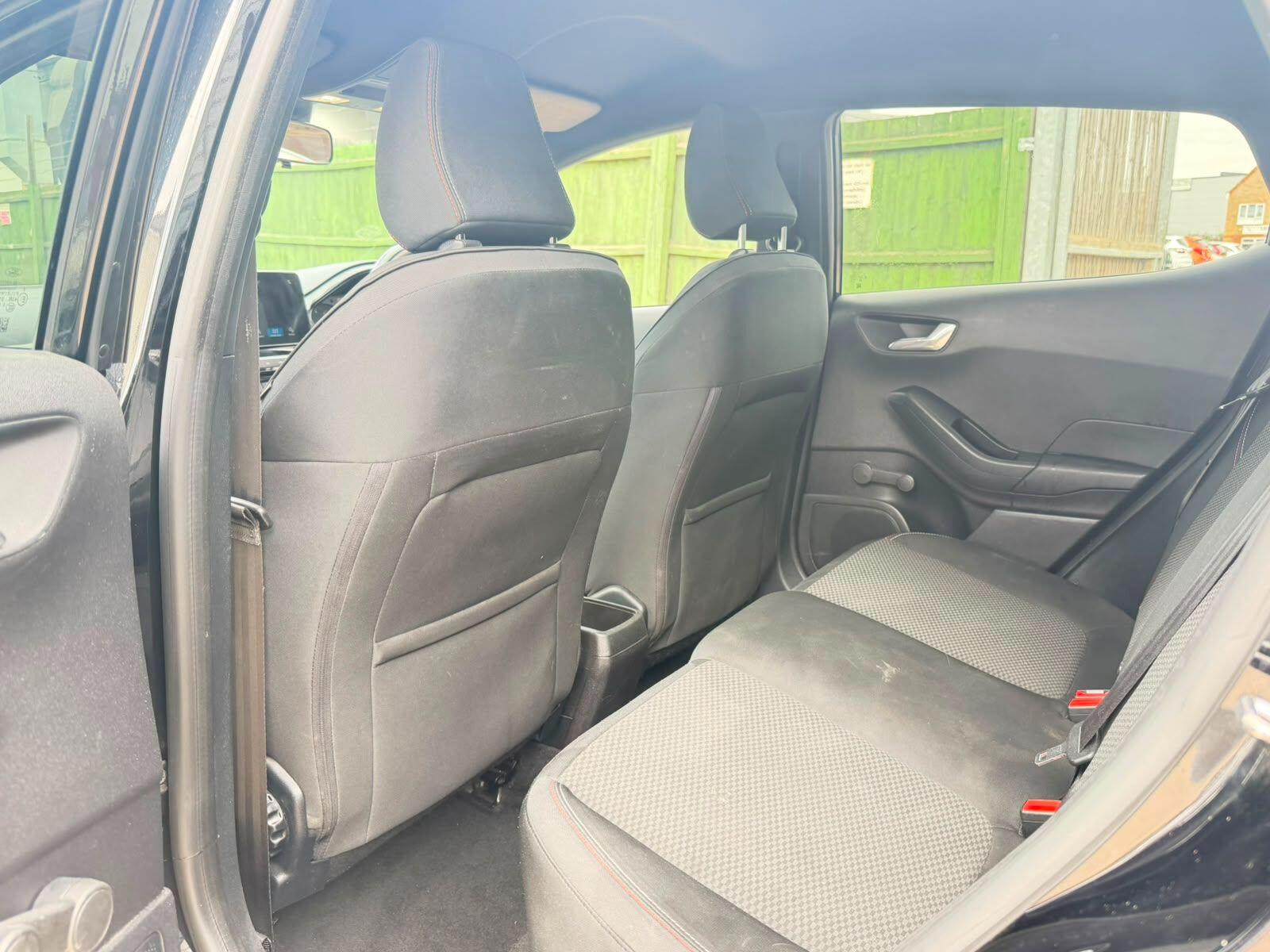Ford Fiesta view 15