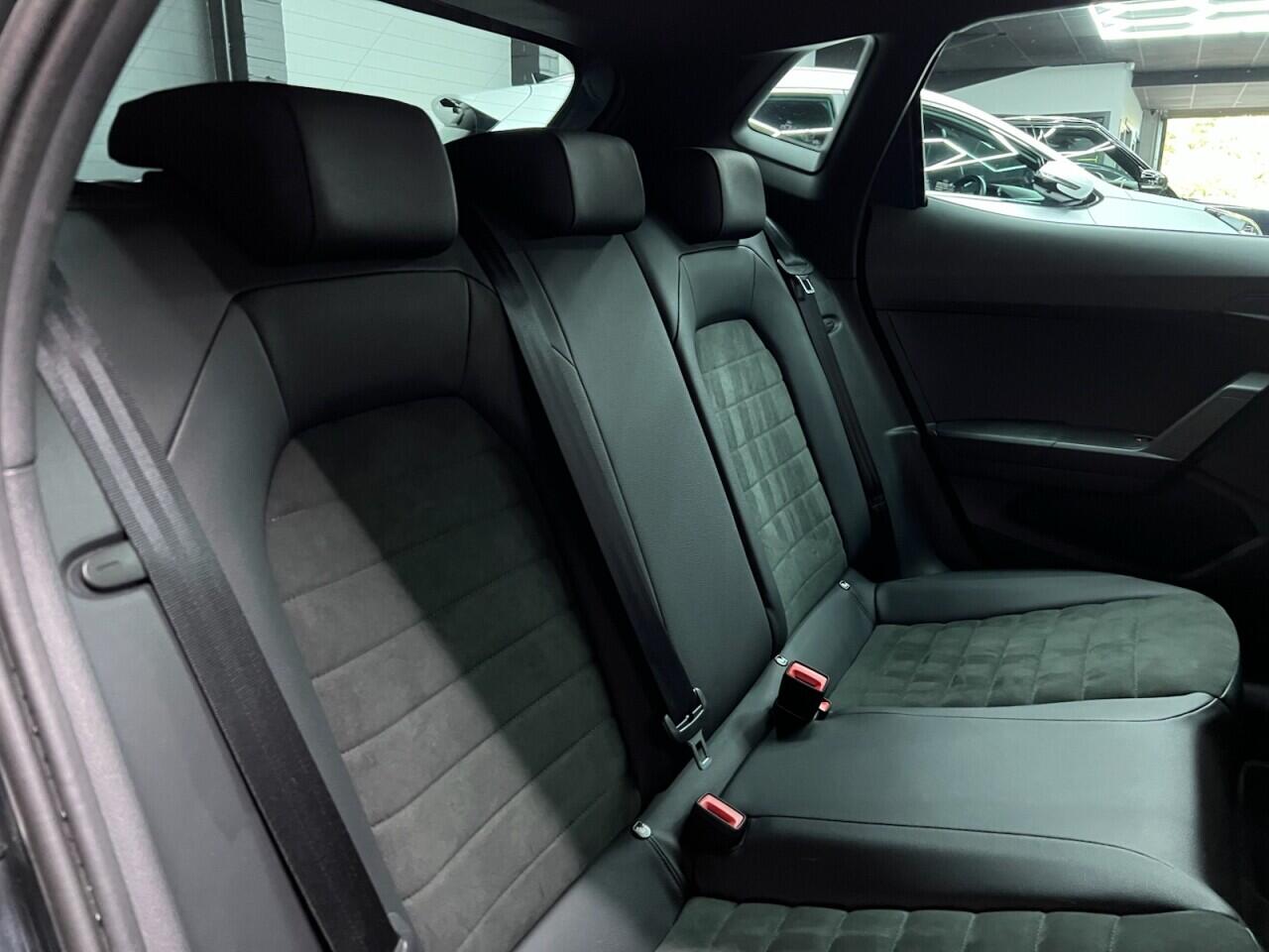 SEAT Ibiza view 43