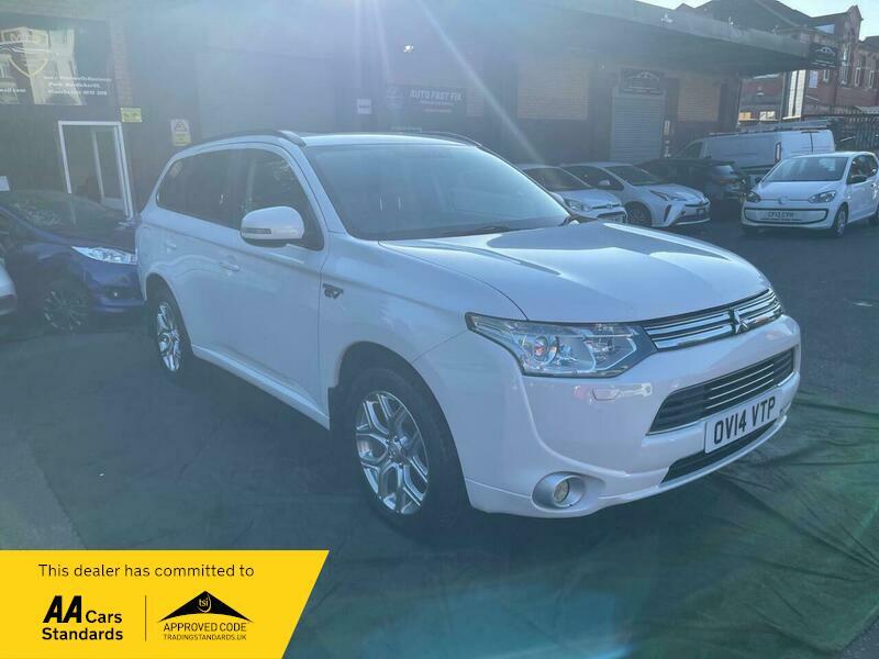 2014 Mitsubishi Outlander image 28