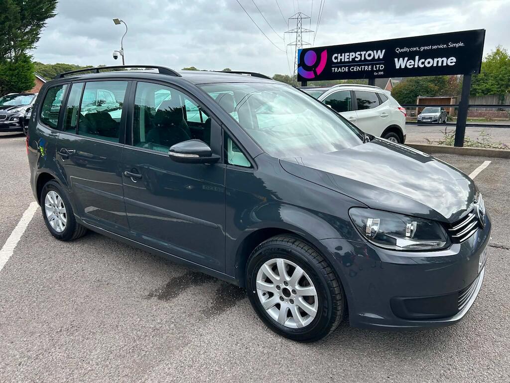 2015 Volkswagen Touran in Grey for sale