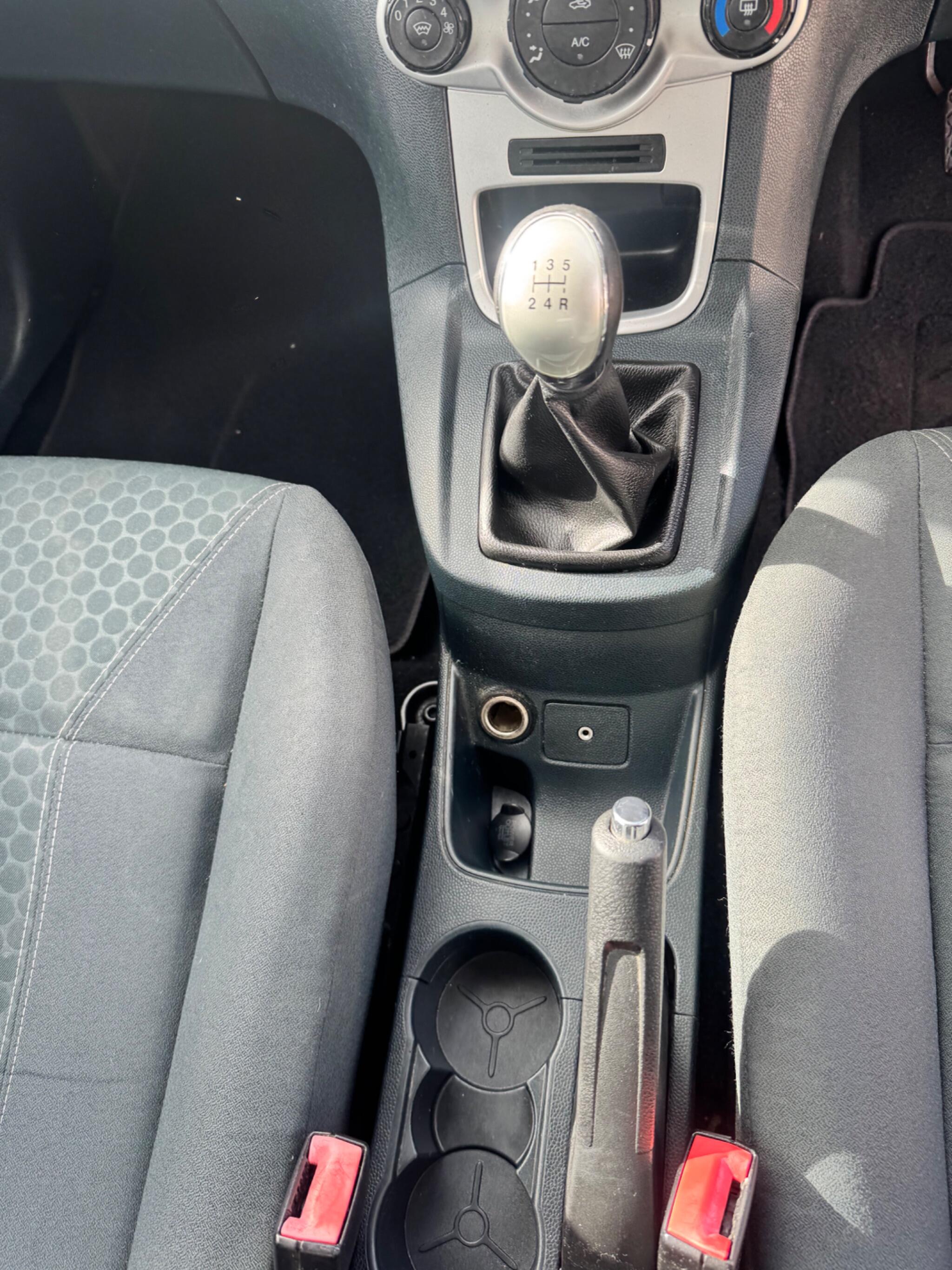 Ford Fiesta view 22