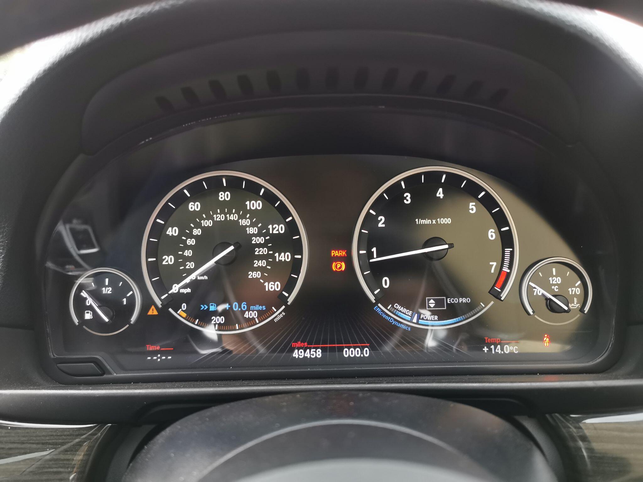 BMW 5 Series view 13