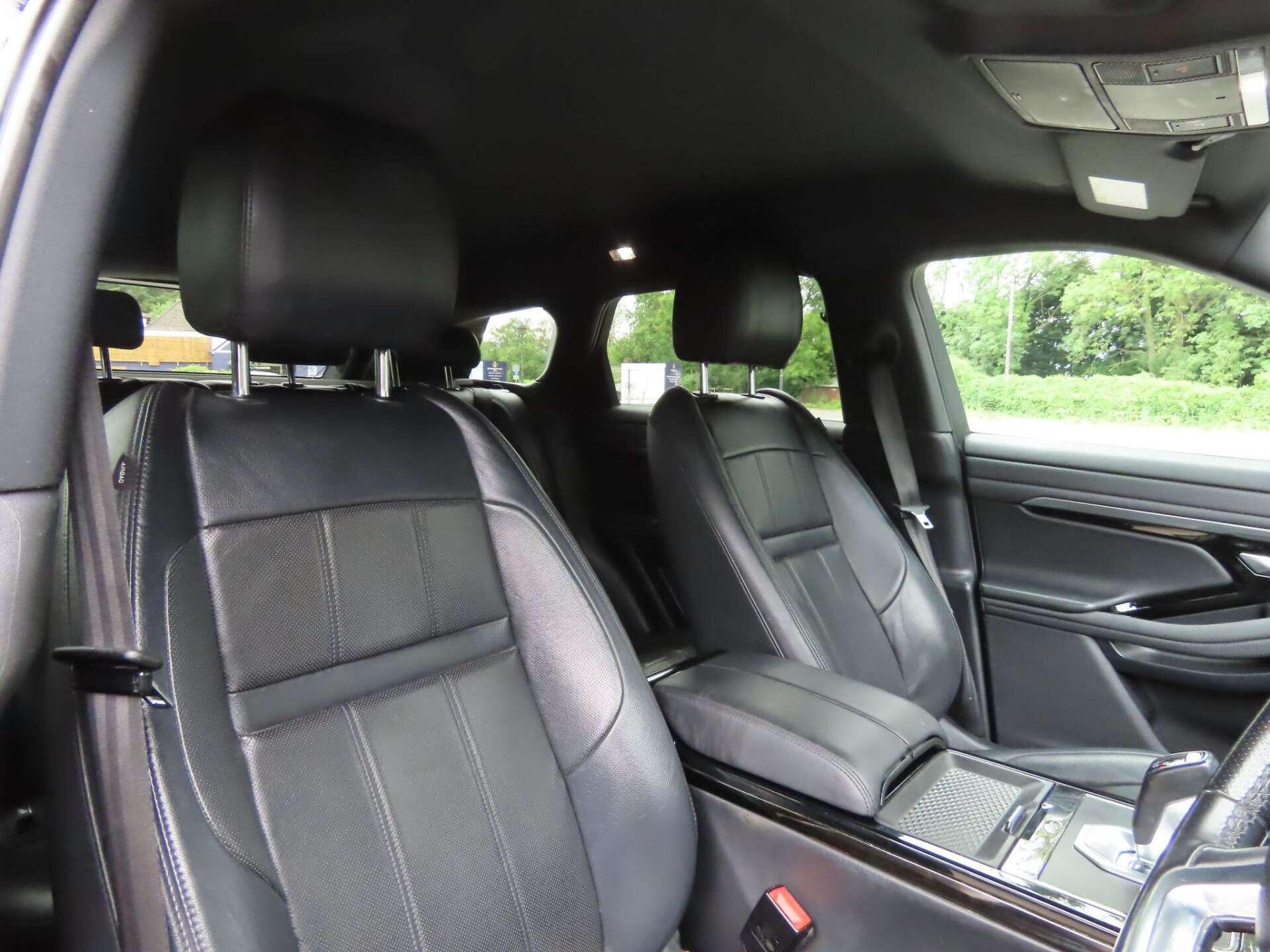 Land Rover Range Rover Evoque view 8