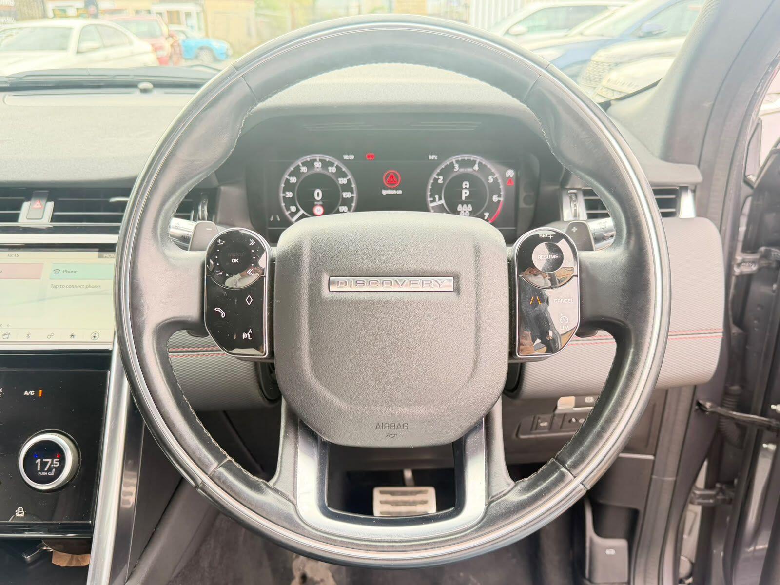 Land Rover Discovery Sport view 25