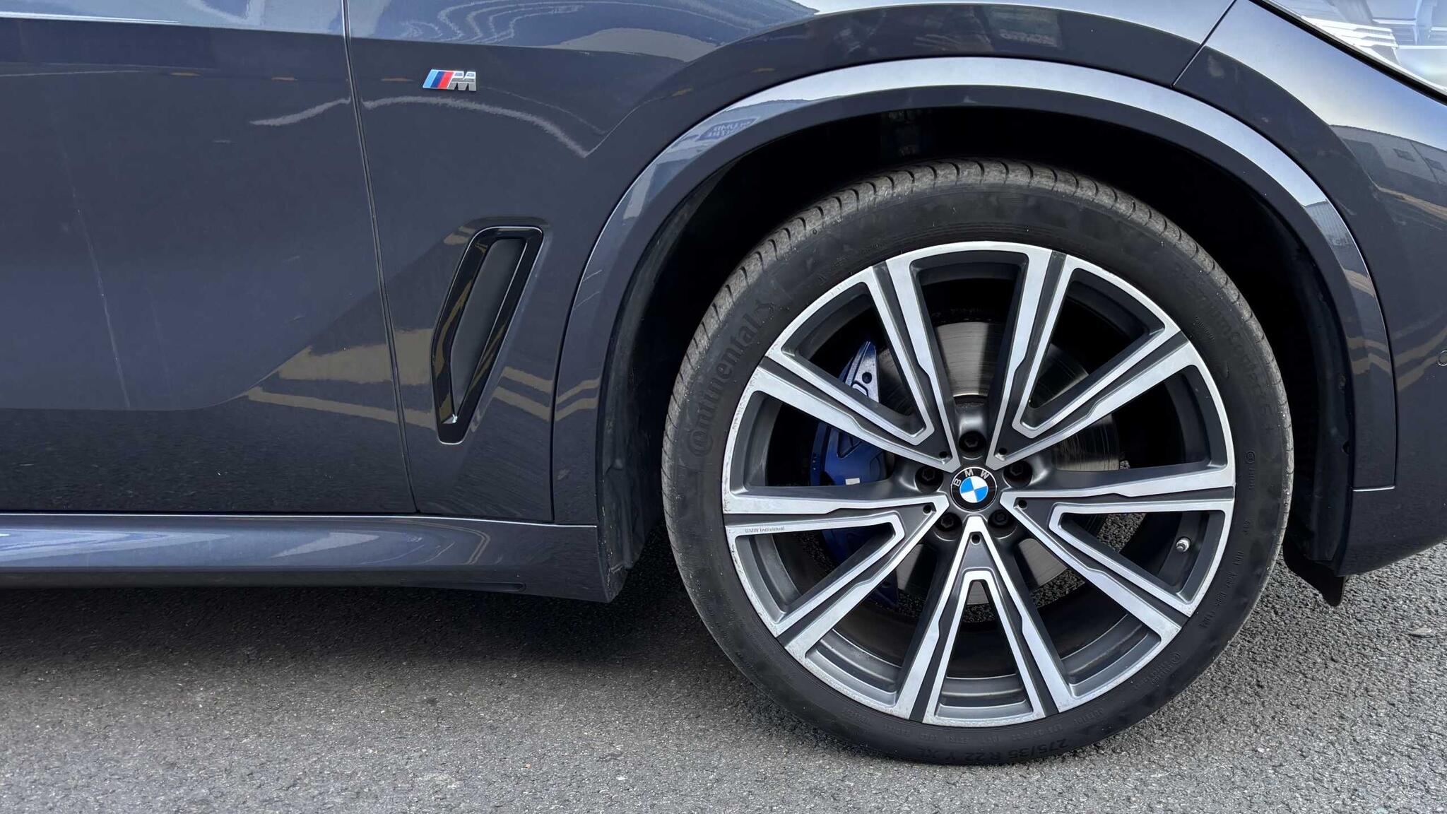 BMW X5 view 18